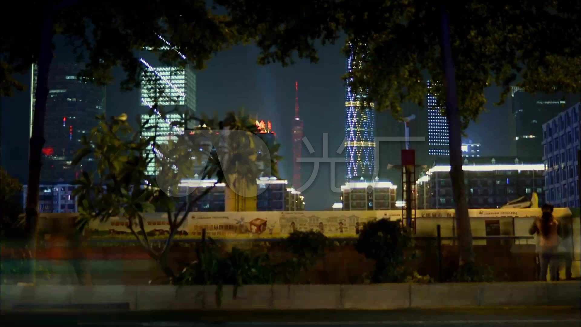 实拍城市夜景-北京街头