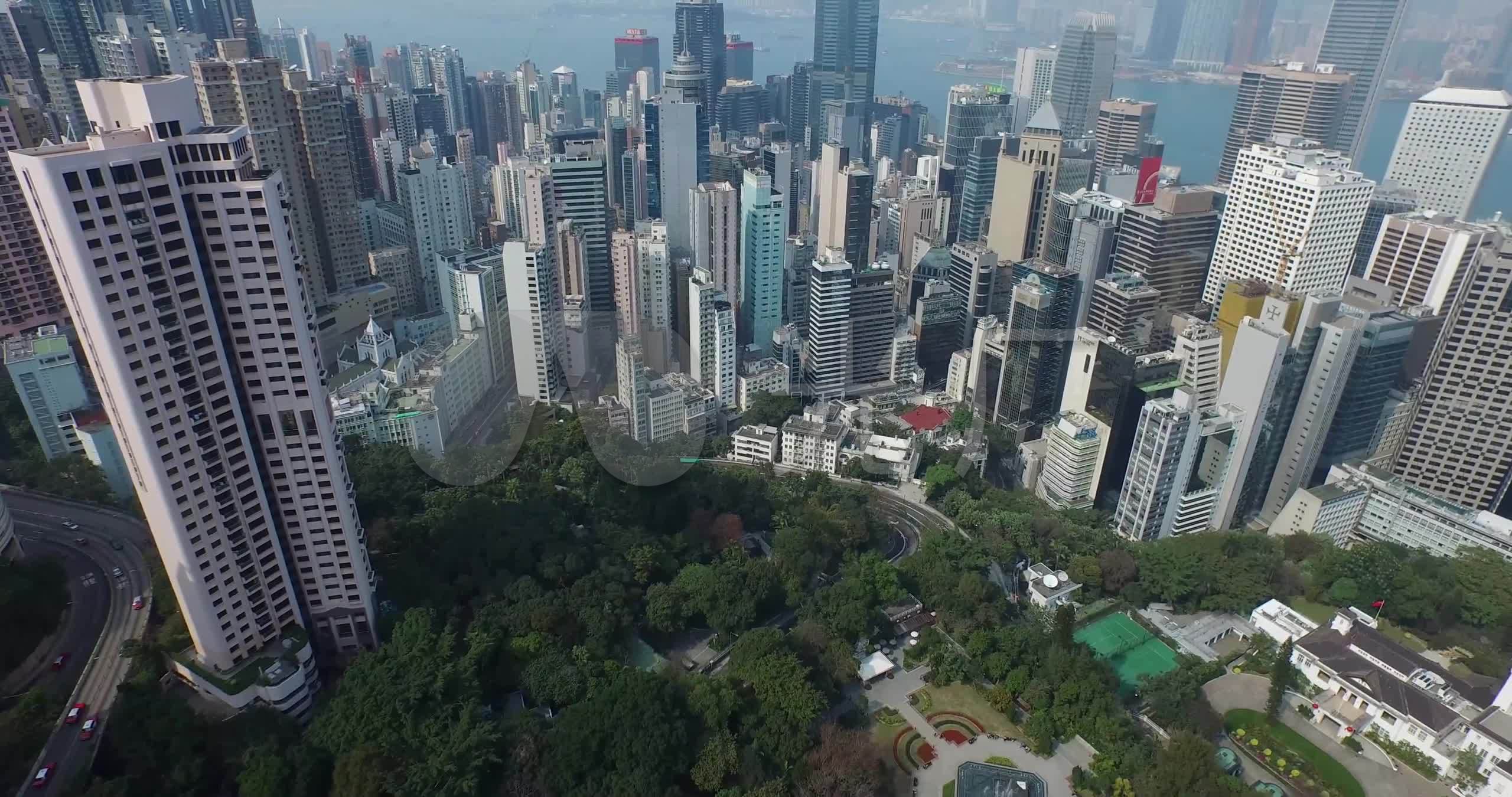航拍香港楼宇半岛大厦高楼建筑沿岸中环_2560x1350