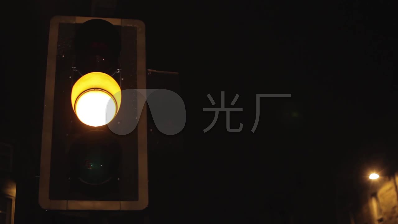 夜晚红绿灯