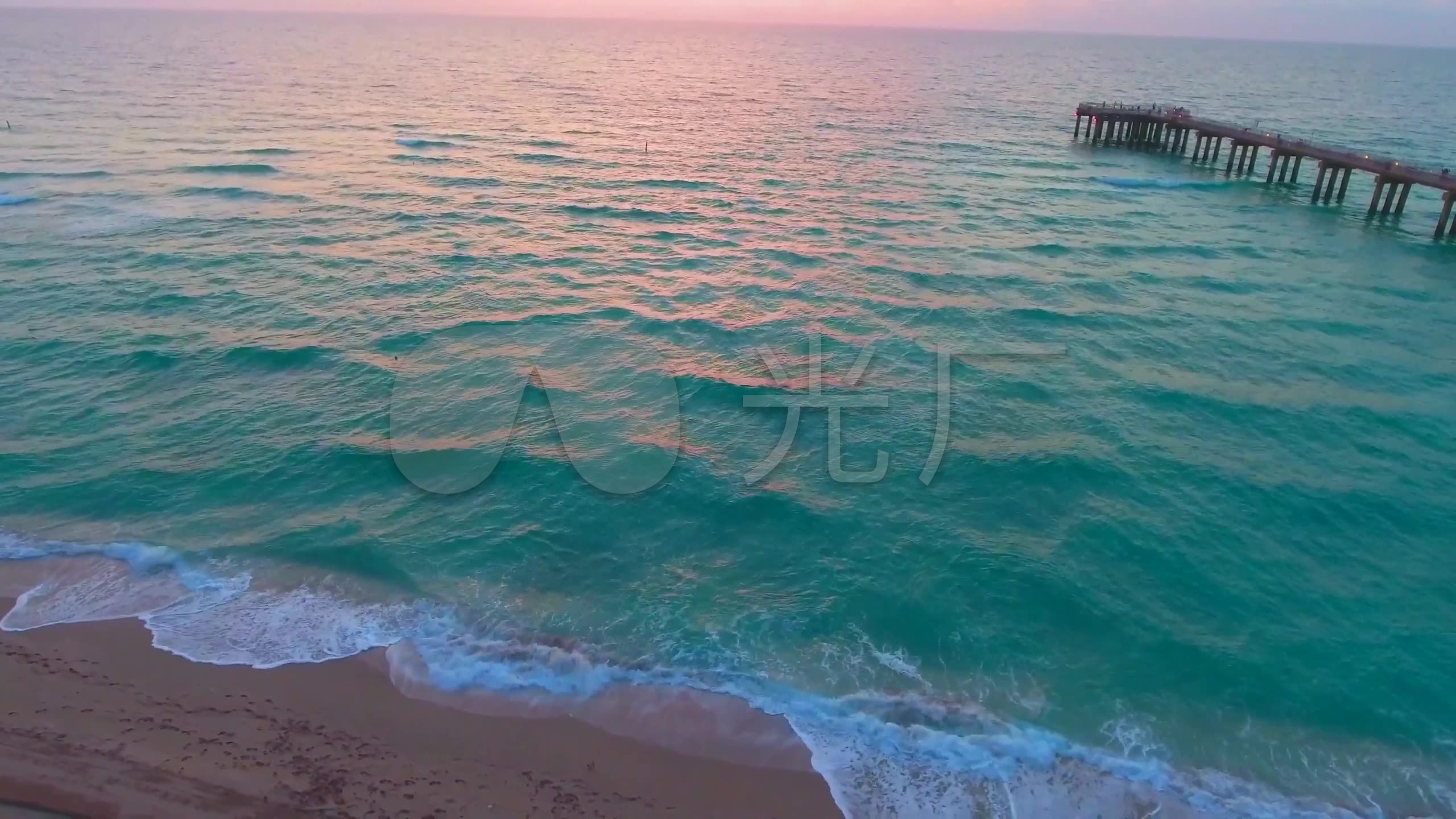 视频素材 实拍视频 自然风景 蔚蓝的大海  来自视频原始文件或预览