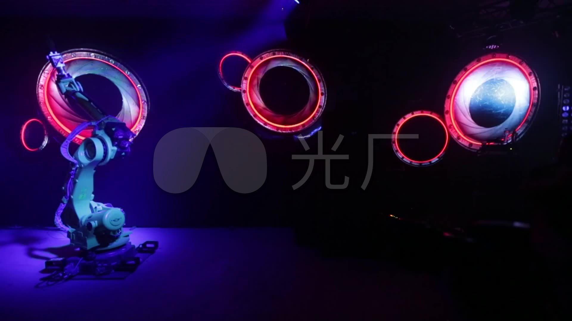 科技感机械手臂mini车发布现场背景素材