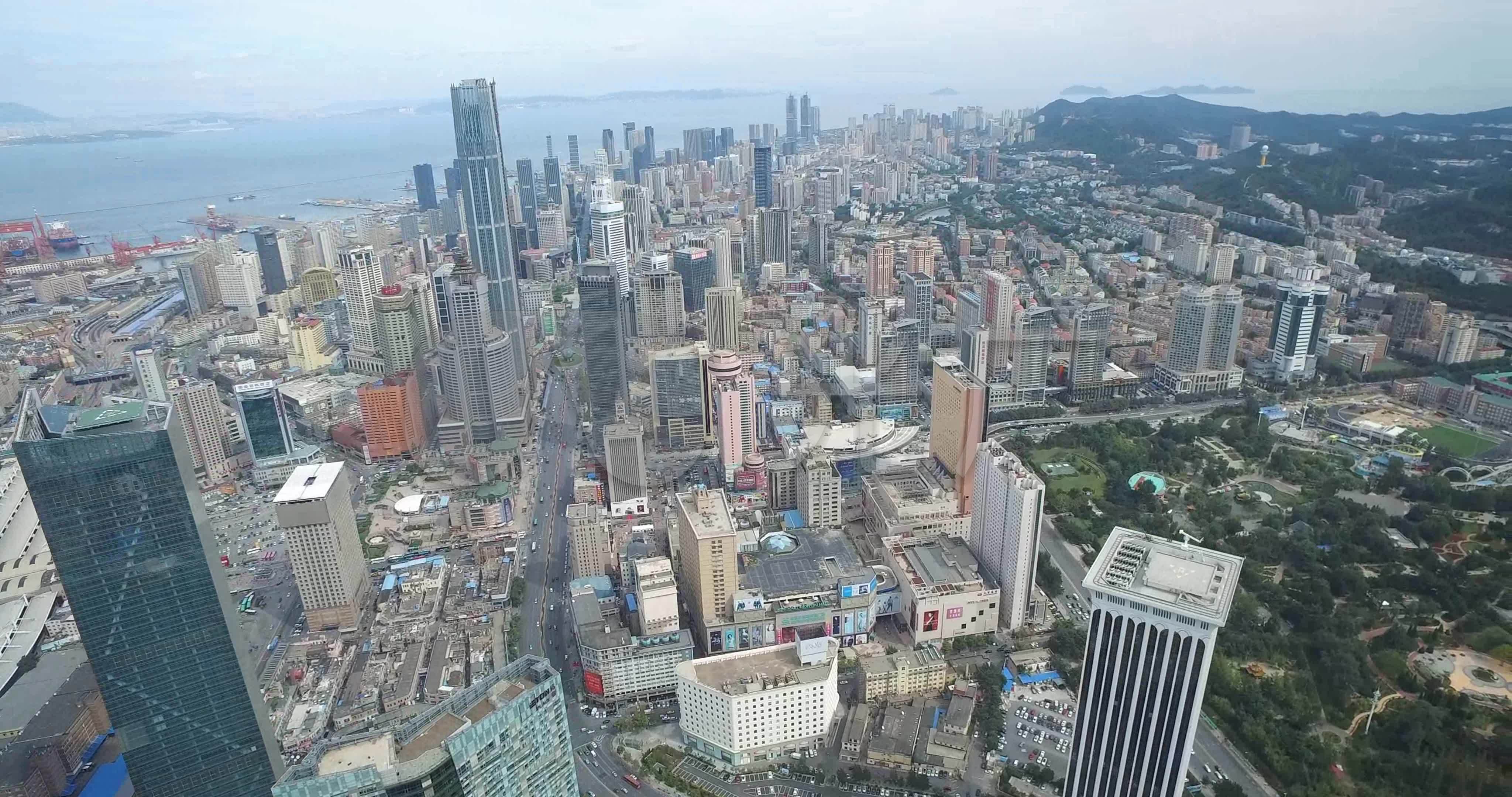 大连青泥洼商圈航拍4k_4096x2160_高清视频素材下载