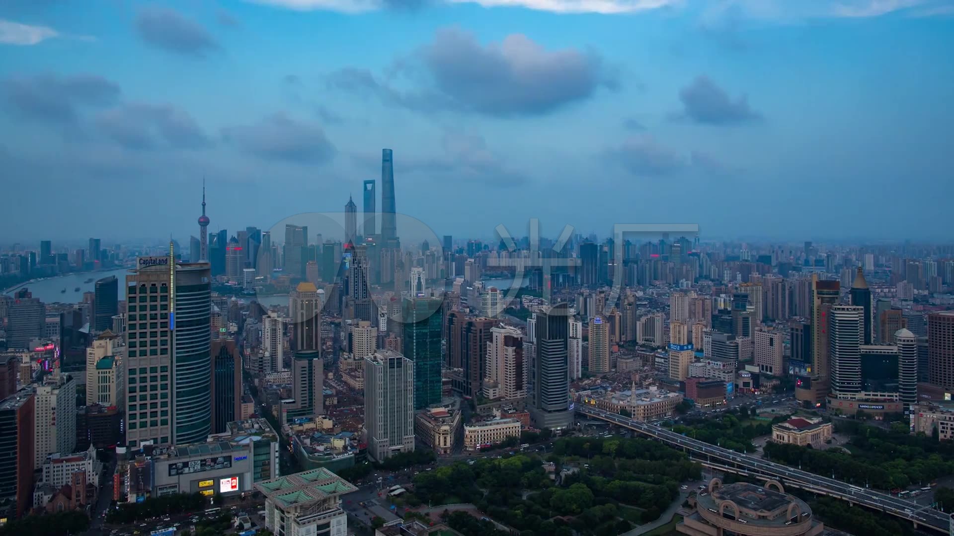高空俯拍上滩全景_01080_高清素材