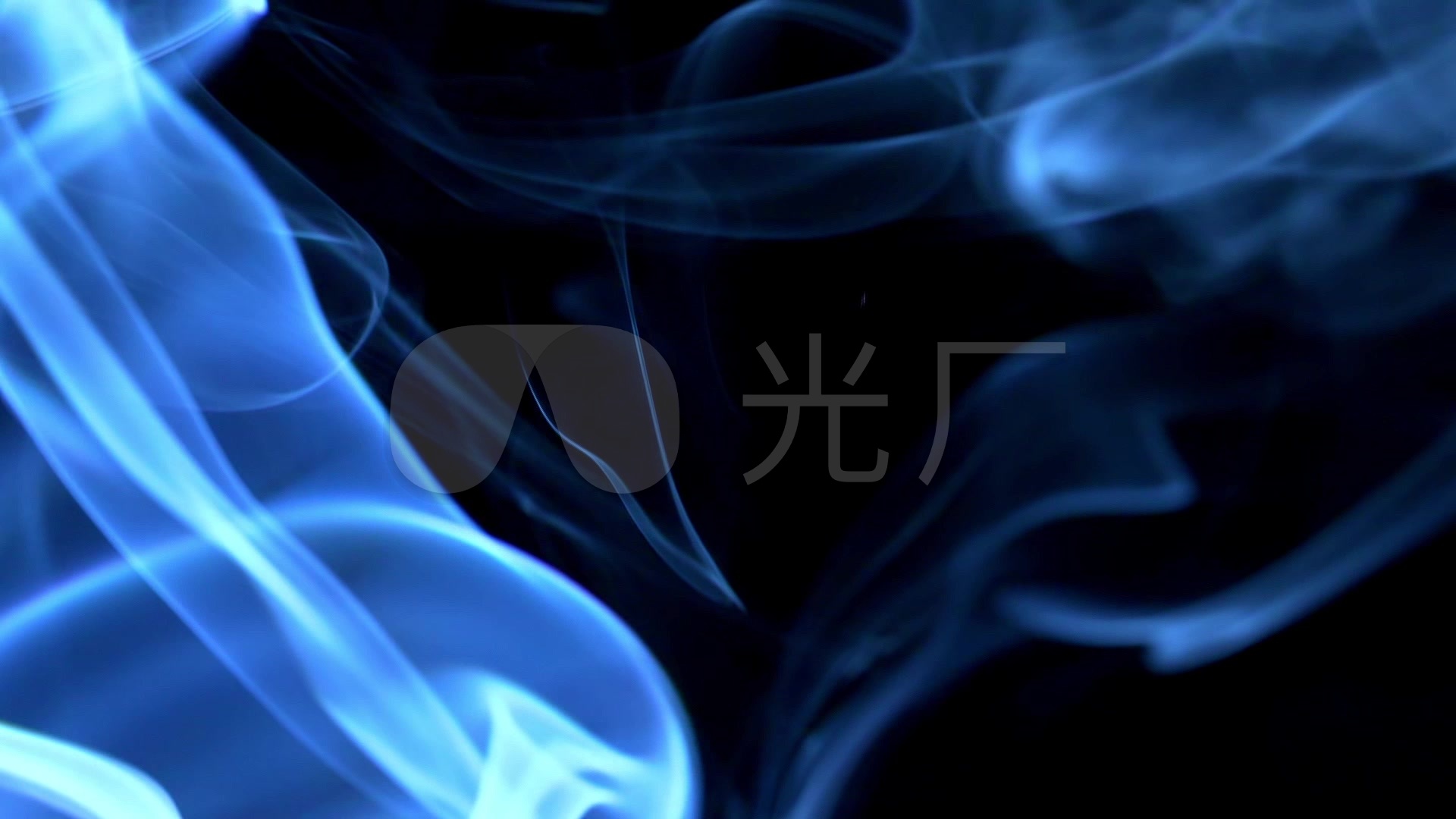 蓝烟在一个黑色背景下_1920x1080_高清视频素材下载(编号:797859)_实