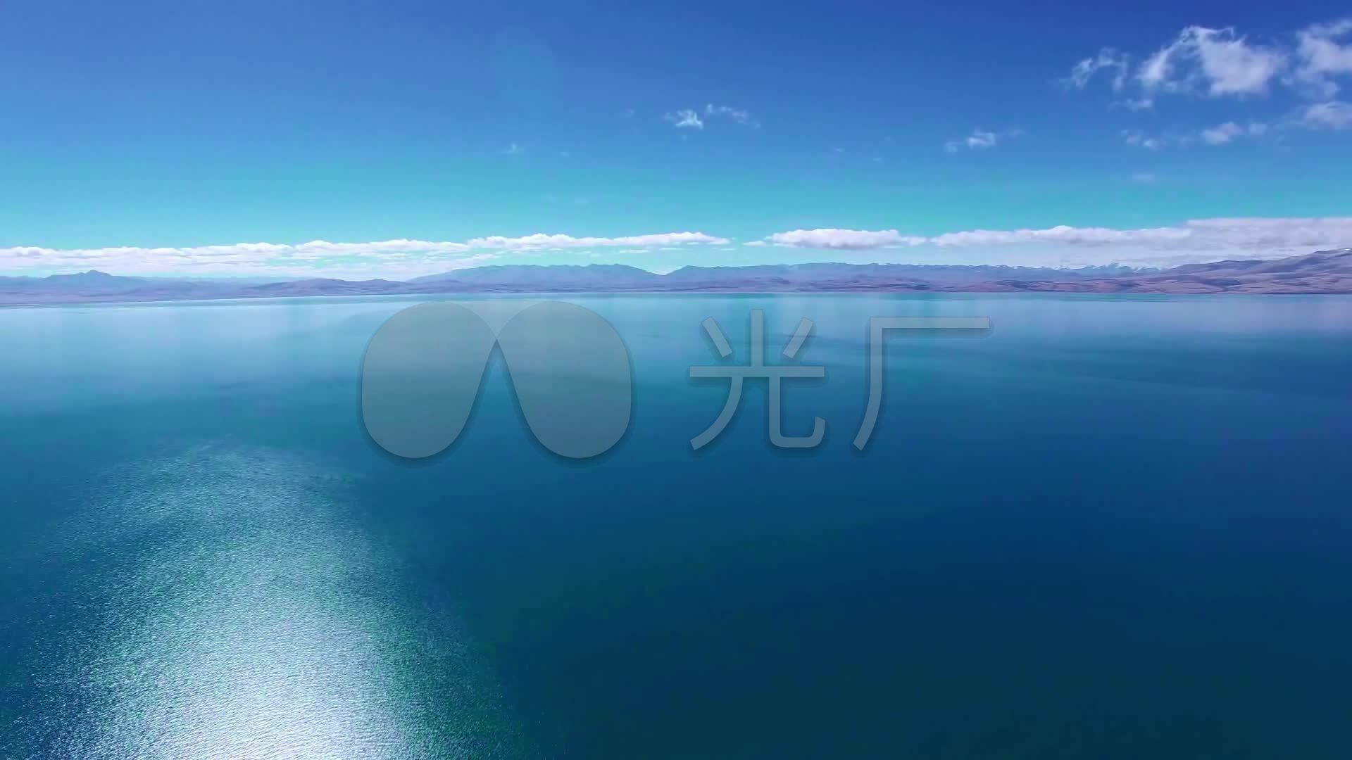 航拍西藏玛旁雍错圣湖