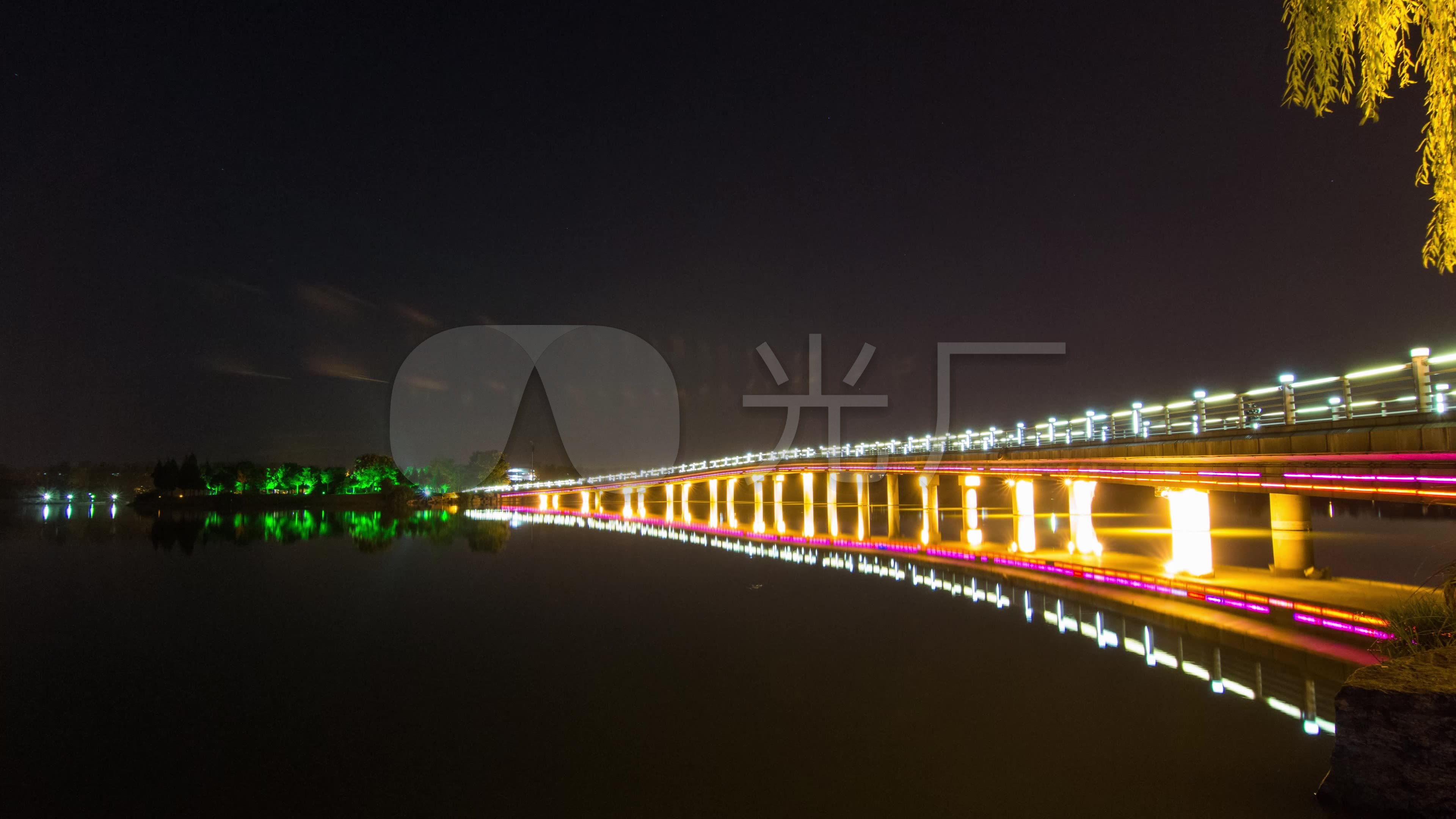 合肥翡翠湖 天鹅湖夜景