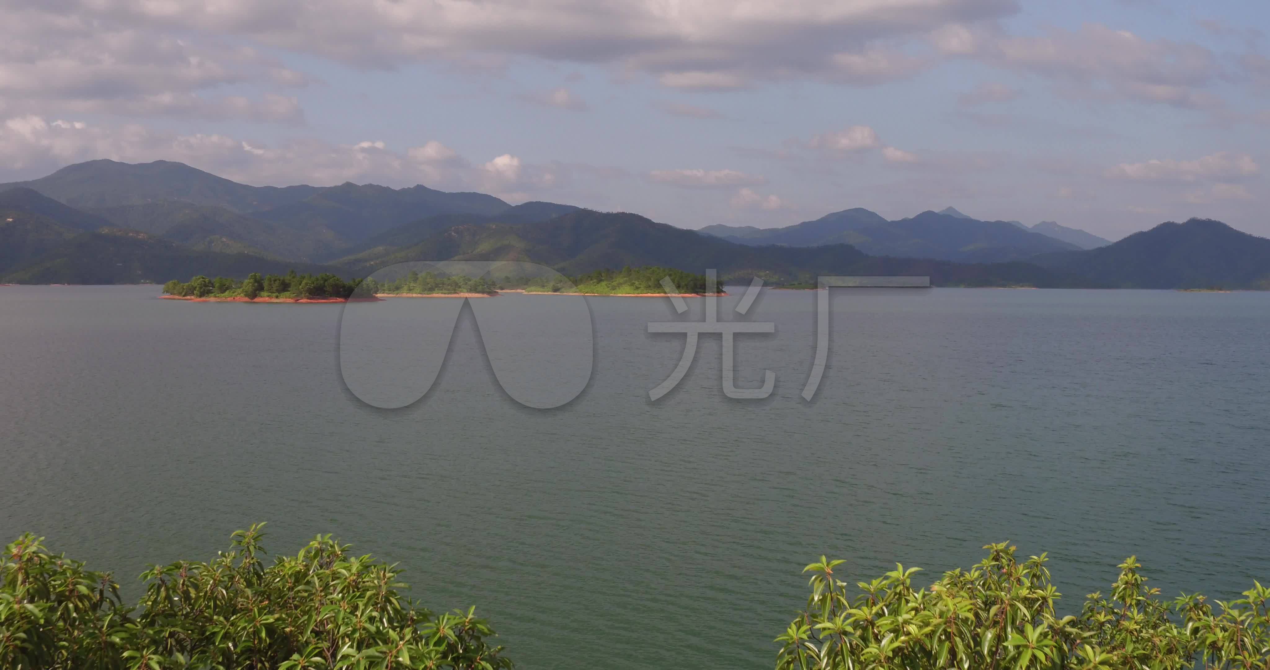 水库湖大坝水面高清实景航拍-01_4096x2160_高清视频