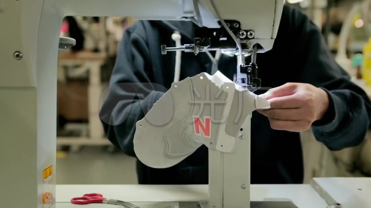 鞋子加工厂运动鞋生产制造制鞋厂车间