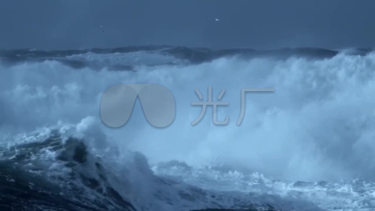 巨浪滔天_海水翻滚_汹涌澎湃大海海浪