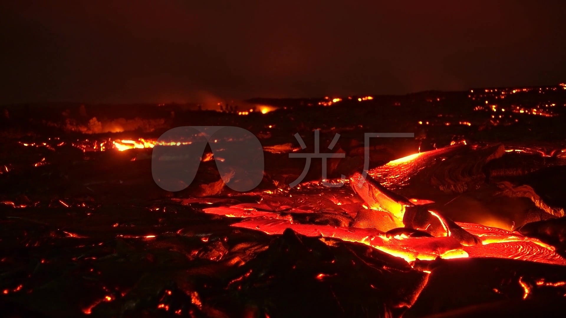 视频素材 实拍视频 自然风景 世界末日岩浆火山爆发地狱火可怕  来自