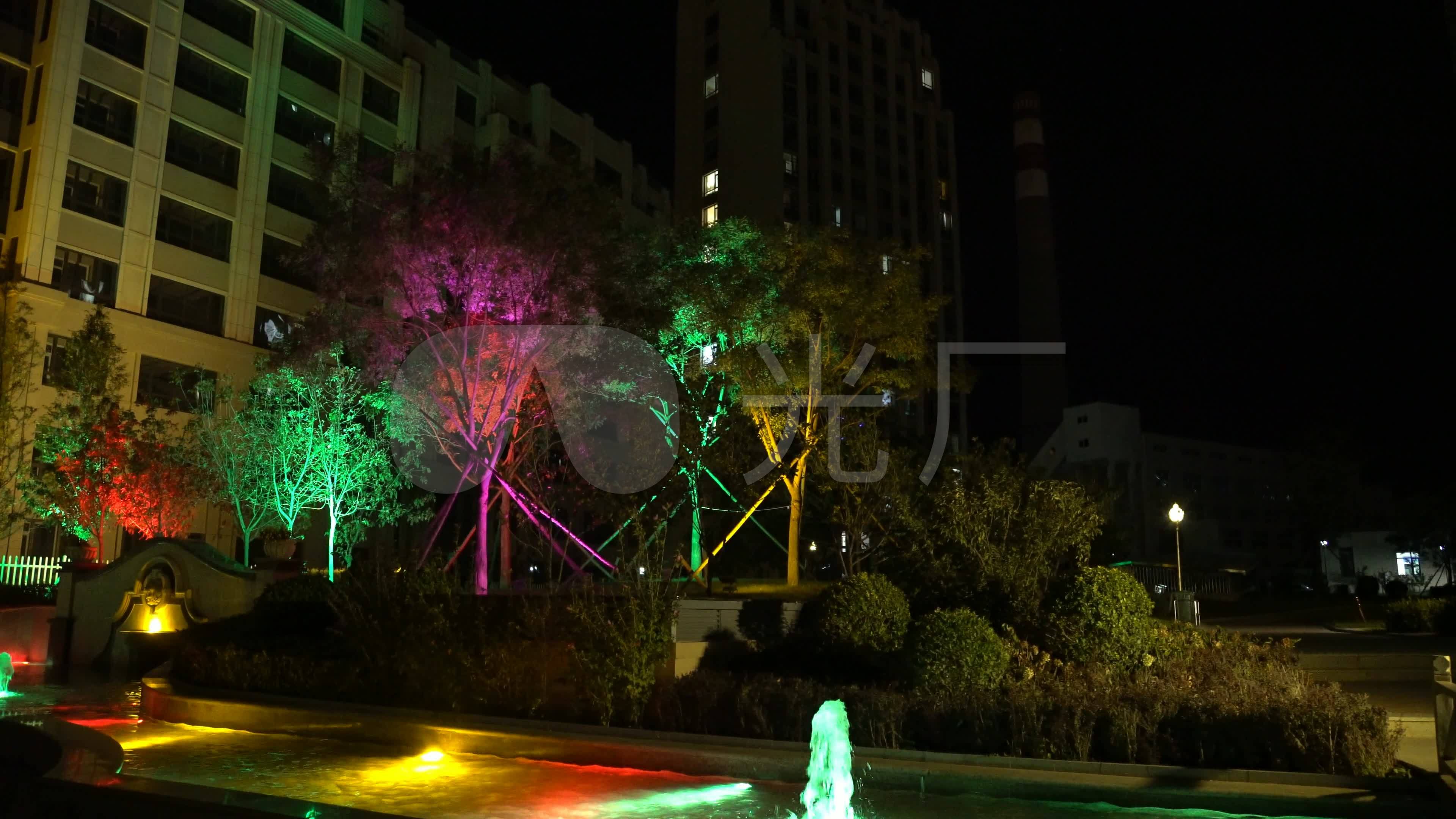 视频素材 实拍视频 景观人文 4k小区夜景灯光喷水池流水庭院景观 来自