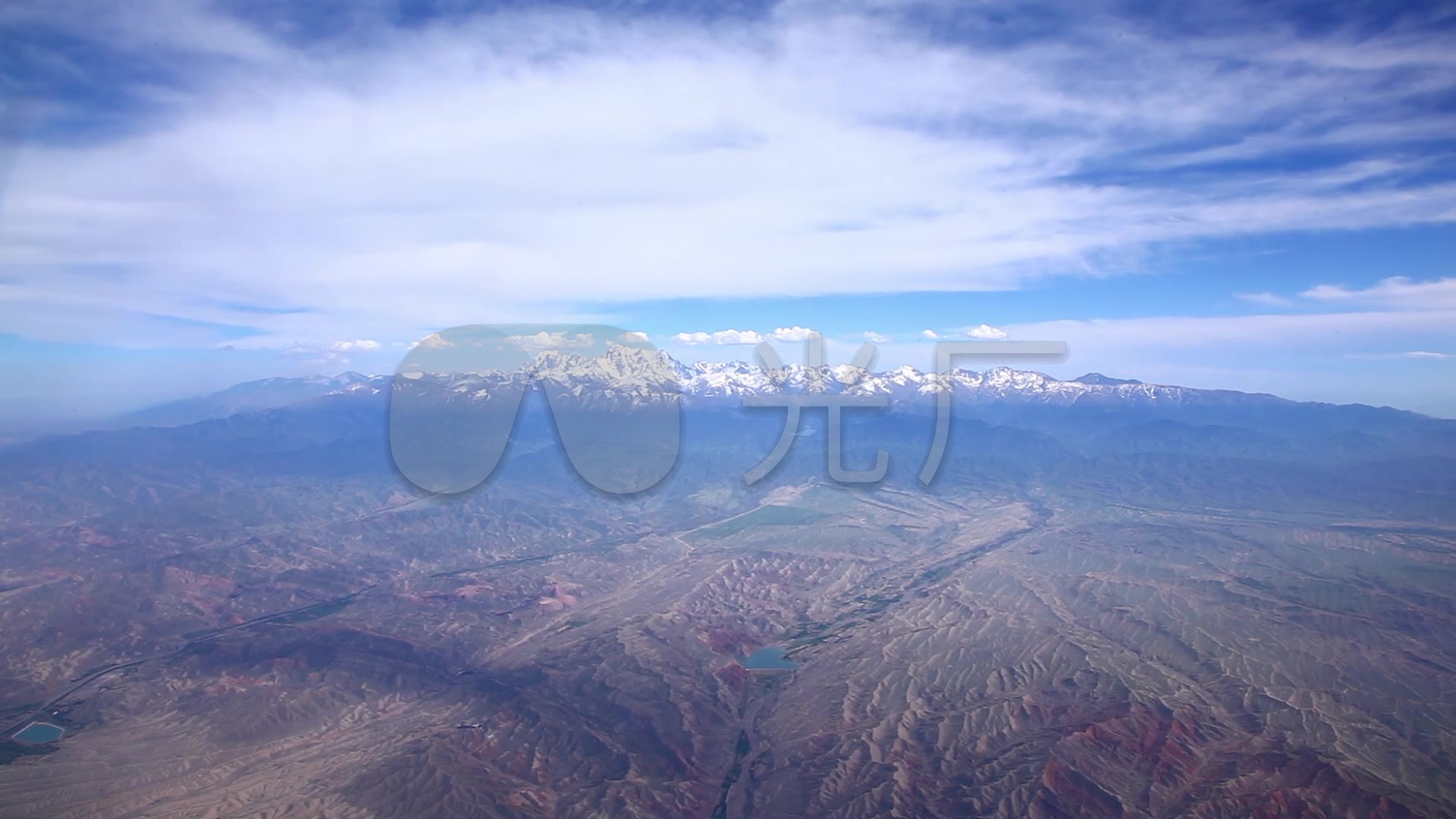 视频素材 实拍视频 自然风景 飞机上航拍中国大山美景  来自视频原始
