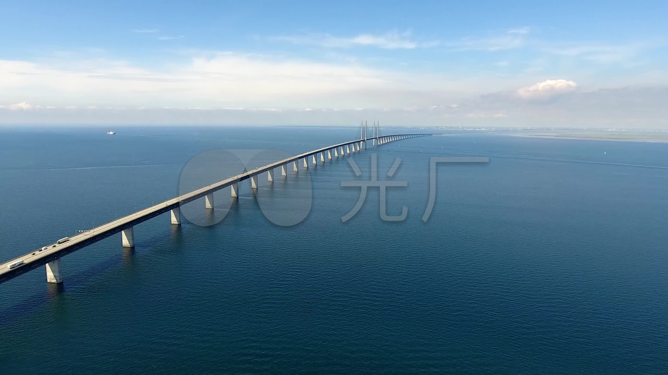 平bob体育潭风暴海峡飞越“超级大桥”——参观中国第一座跨海公铁大桥