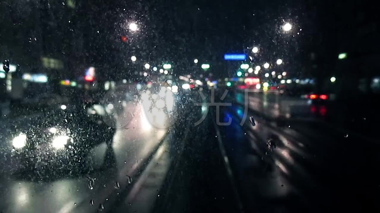 城市街景下雨路上晚上_1280x720_高清视频素材下载(:)