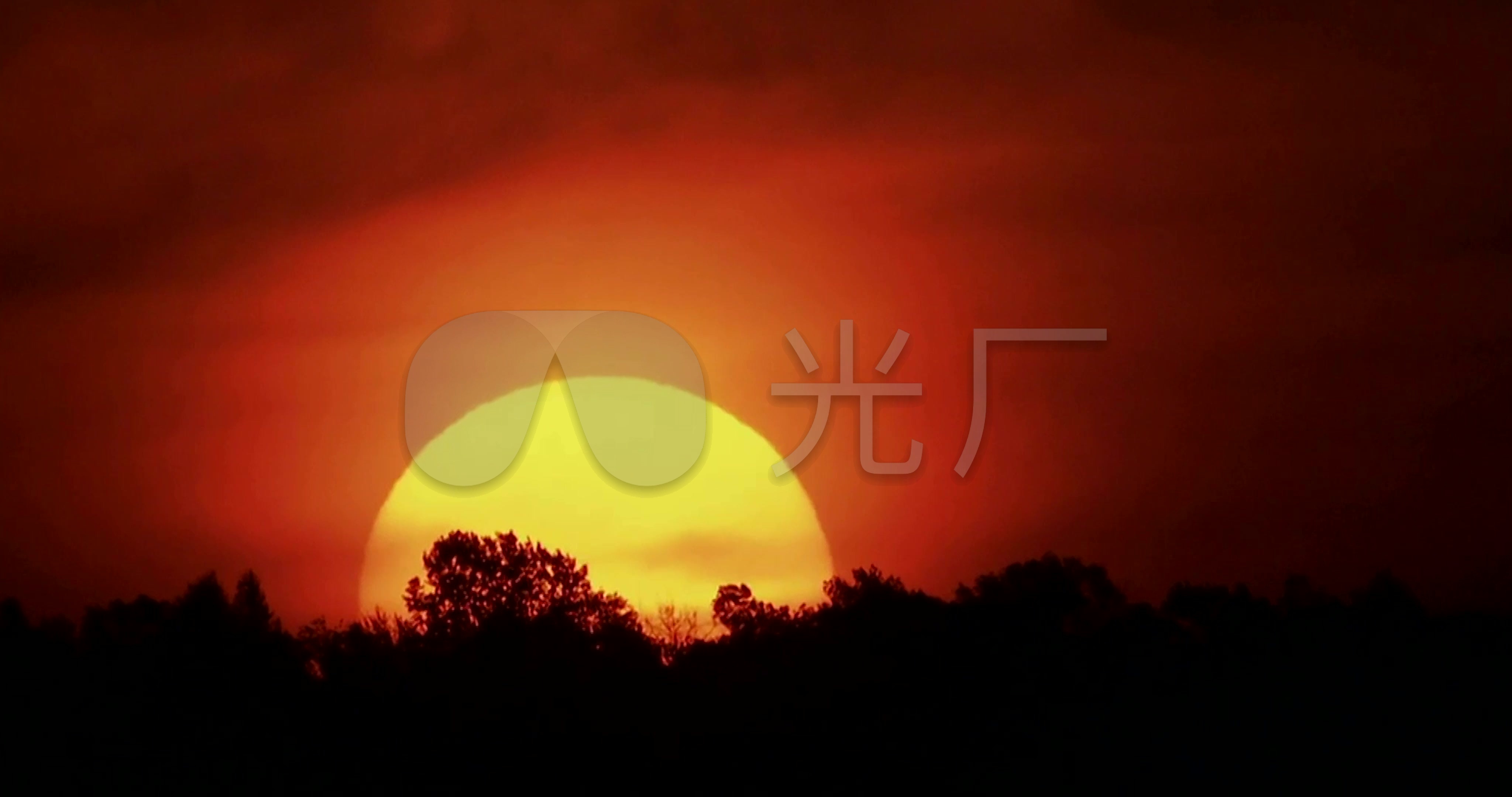 视频素材 实拍视频 自然风景 日出火红大太阳 来自视频原始文件或预览
