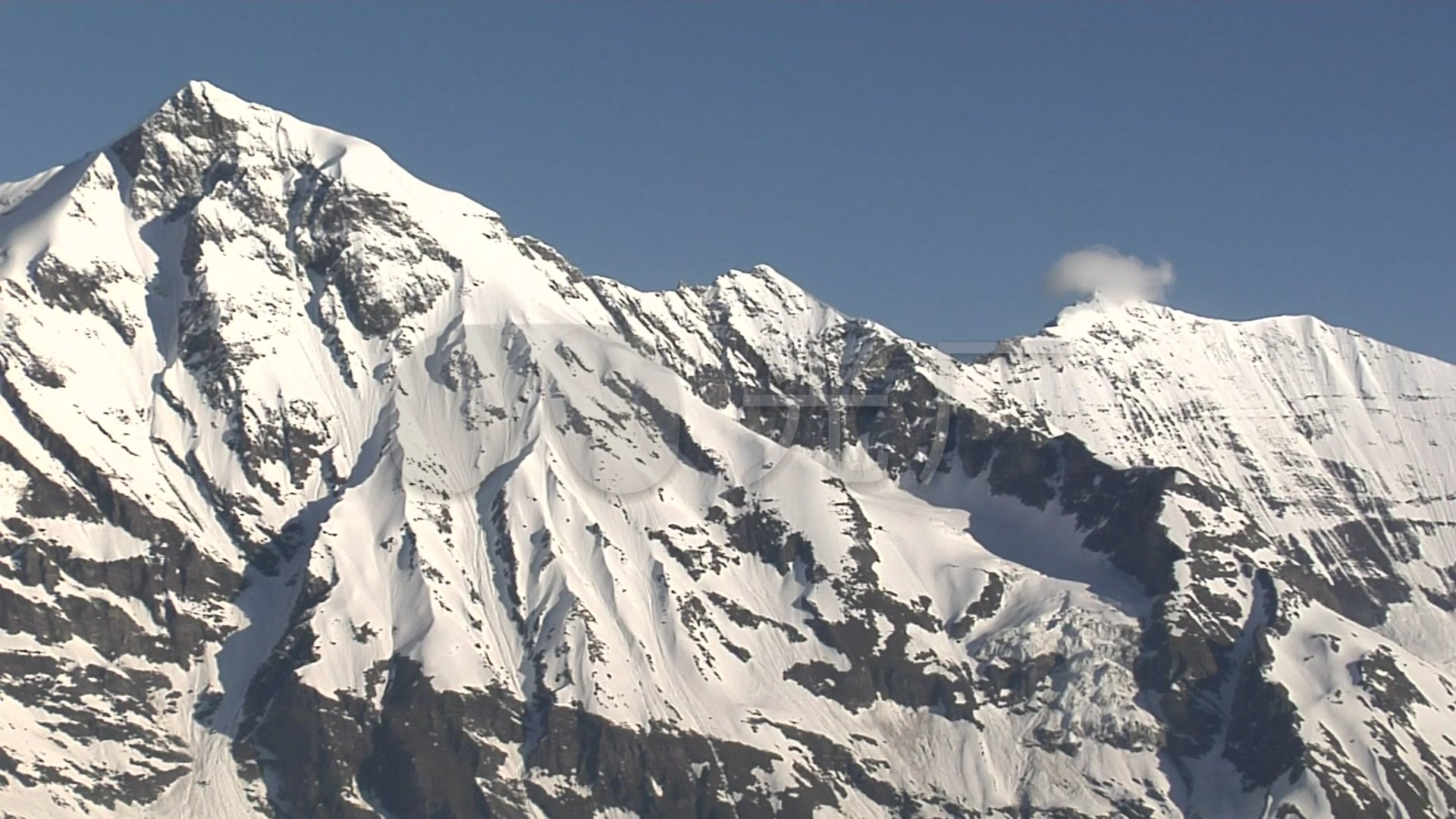 高清实拍冬季雪景风雪雪山