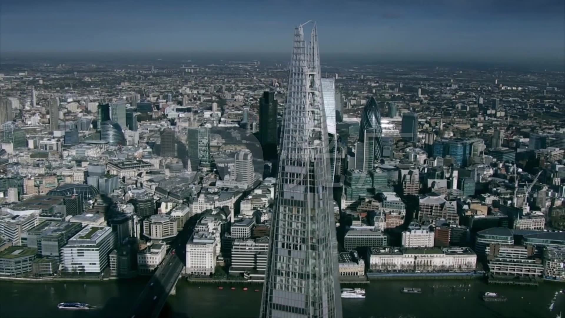 英国伦敦航拍城市大楼空镜头玻璃幕墙