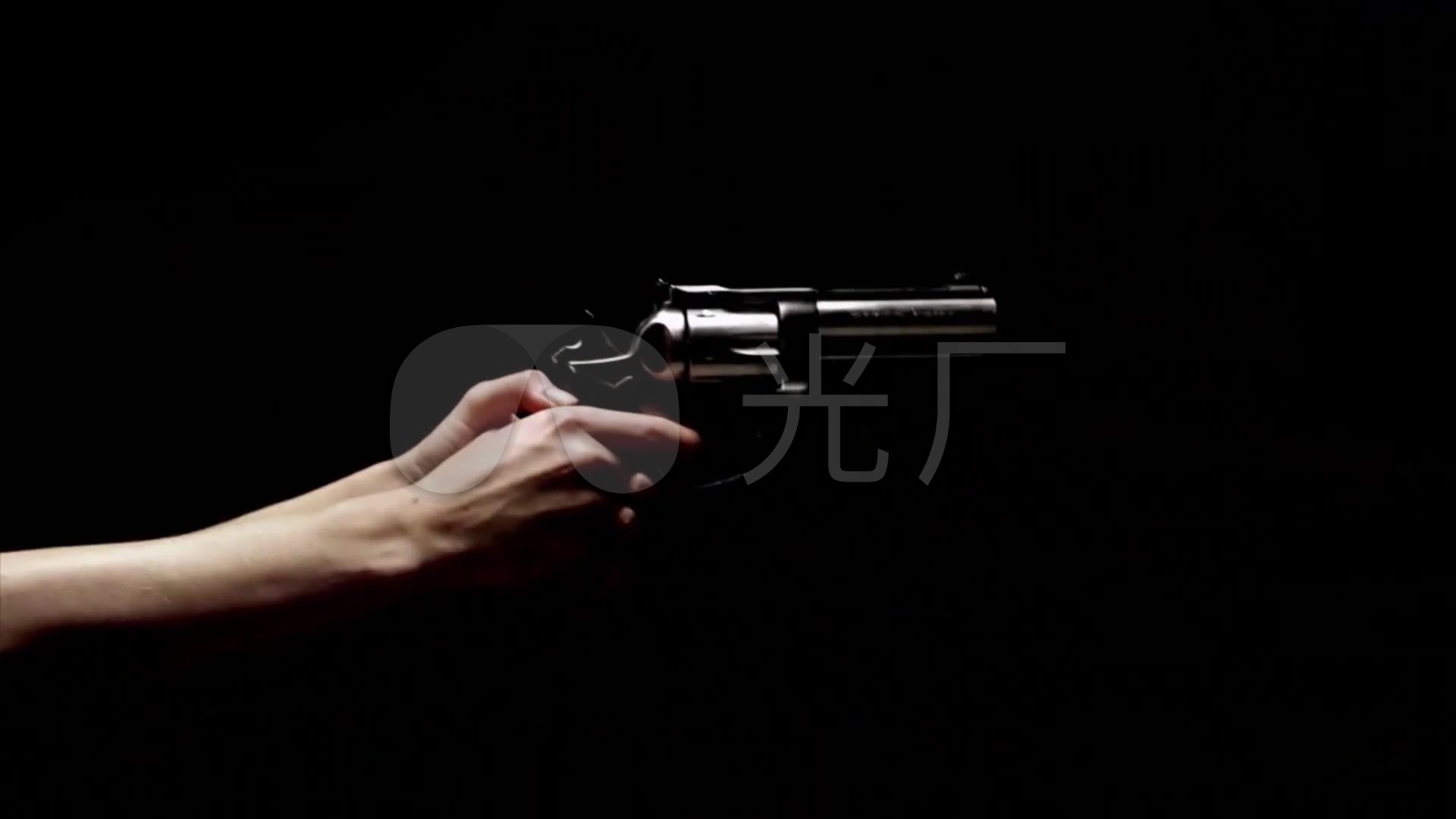 sm护士制服军装开枪射击吸血鬼_1920x1080_高清视频