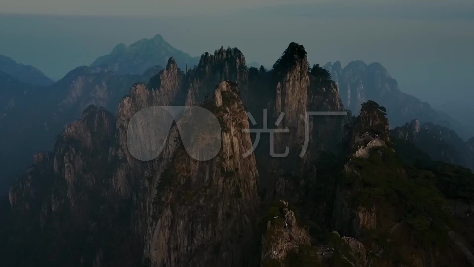 黄山雄伟的大山雄壮的大山震撼的大山_1920x1080_高清