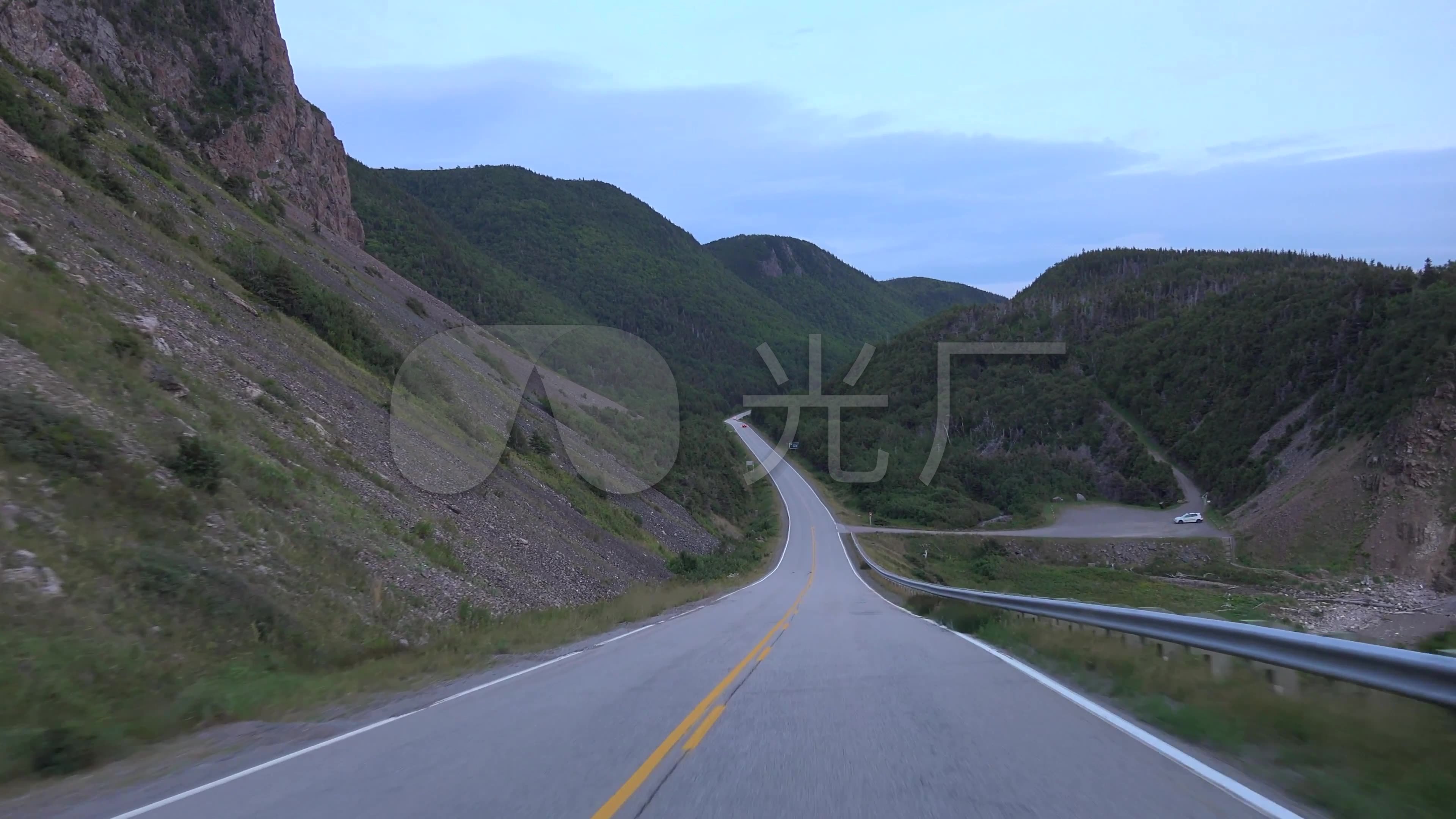 4K海滨风景区视角行驶第一视频_3840X2160_凯声公路源图片