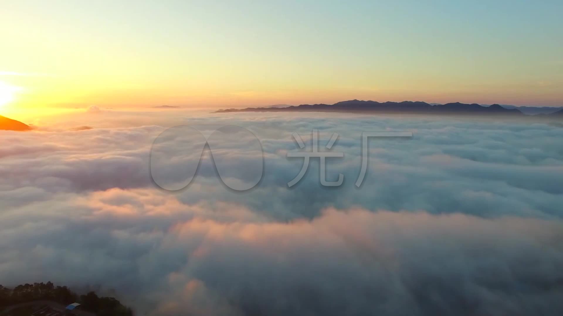 09云南山顶云海