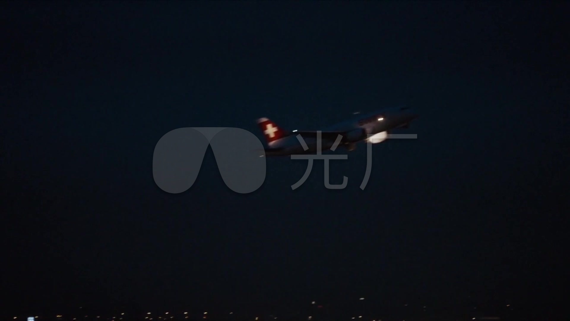 夜晚机场夜景夜晚_客机飞机起飞降落视频1_1920x1080_高清视频素材