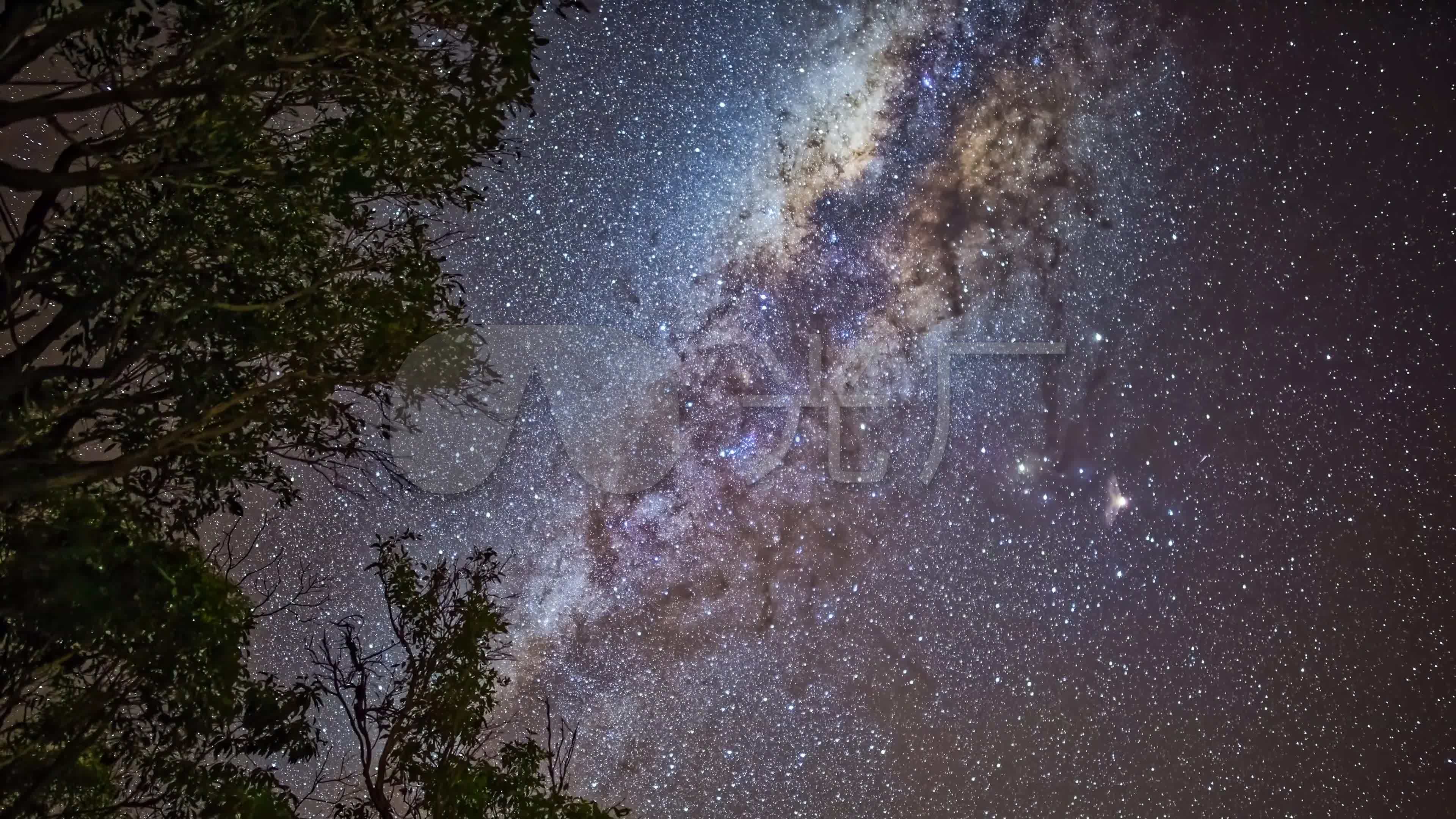 夜晚繁星星空4k_3840x2160_高清视频素材下载(编号:)