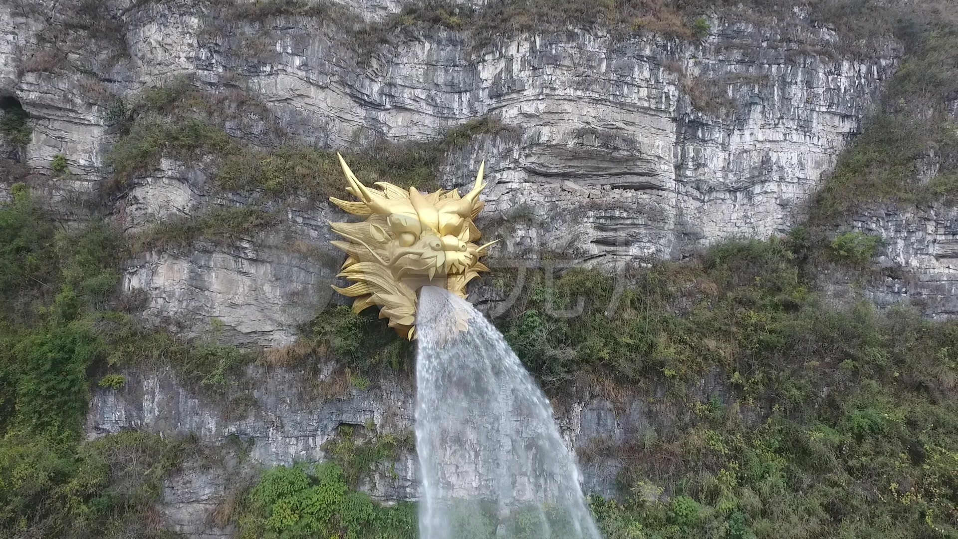 龙吐水_1920x1080_高清视频素材下载(编号:2027393)