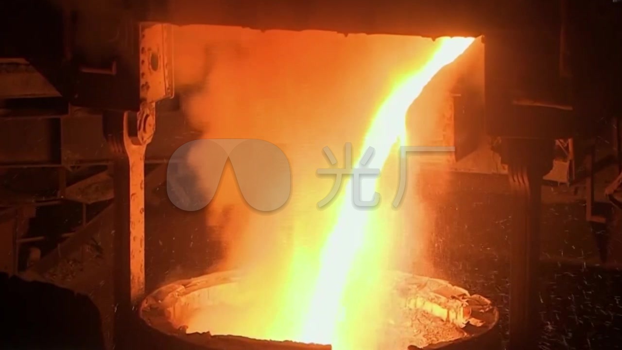 高炉炼钢铁水钢花视频素材_1280x720_高清视频素材(:)