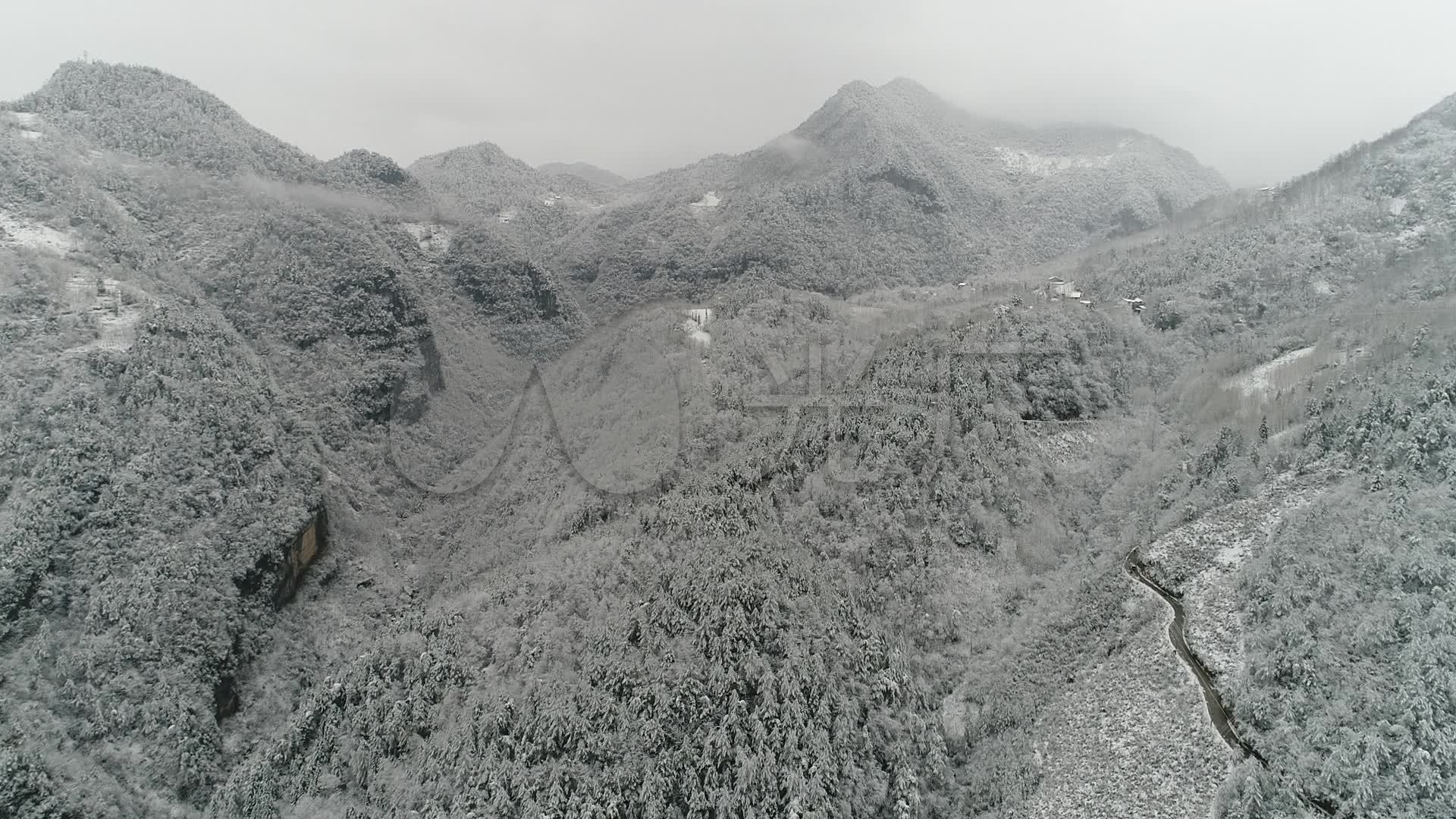 四川省宣汉县巴山大峡谷雪景航拍