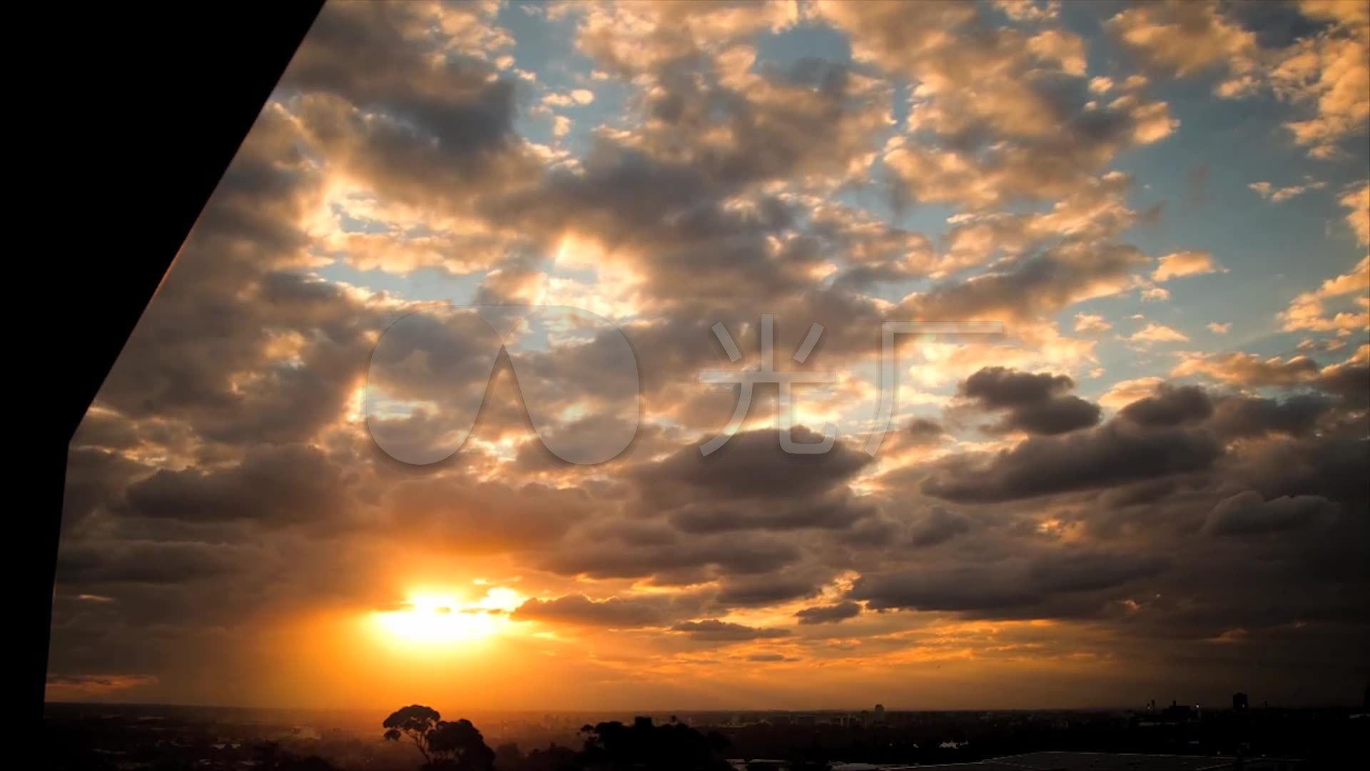 云层天空落日夕阳天黑白天变黑