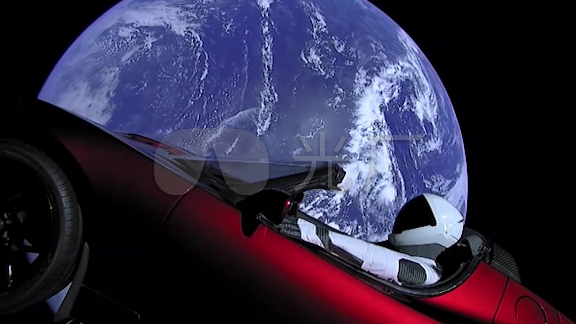 特斯拉在宇宙中行驶