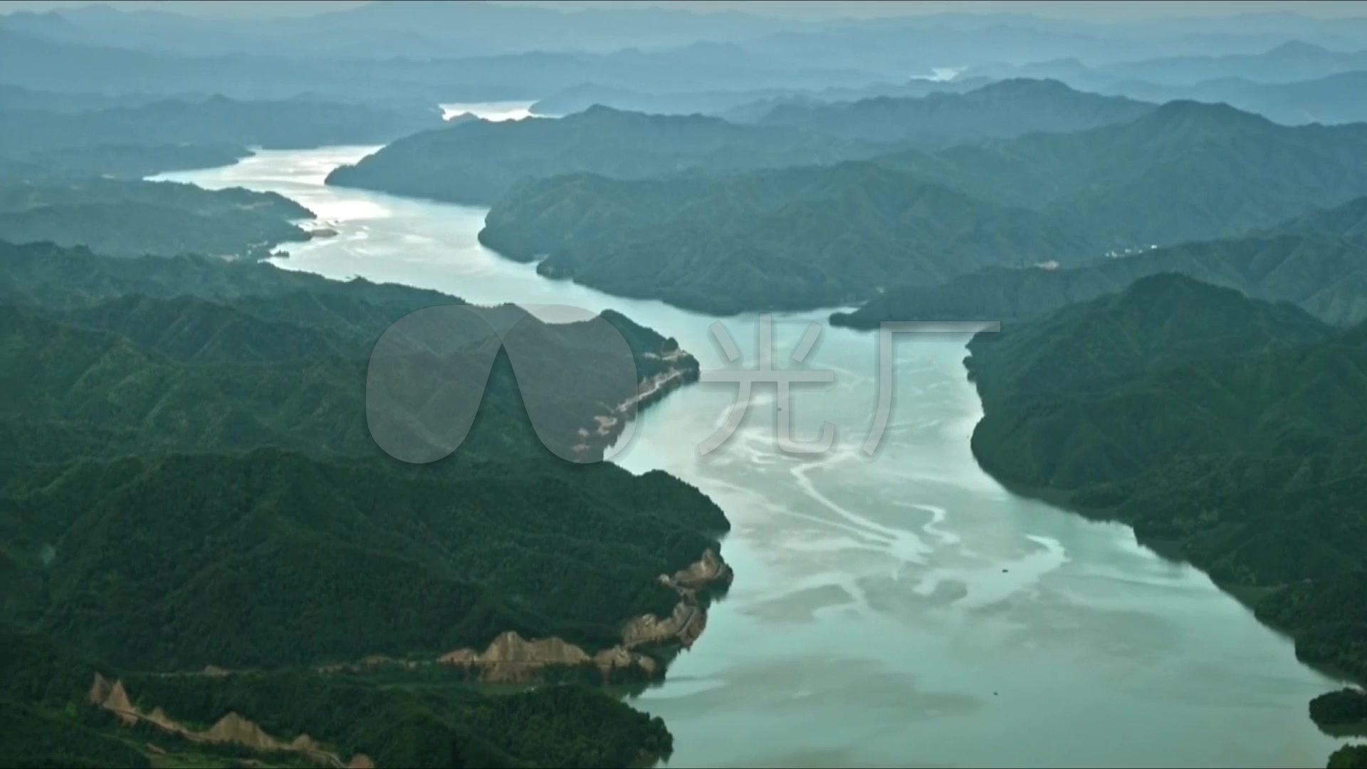 航拍江西最大河流赣江风景