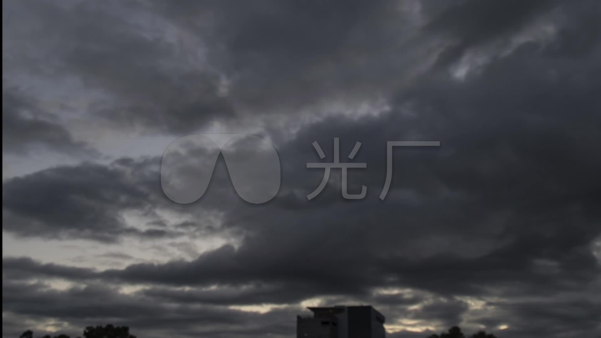 阴天乌云