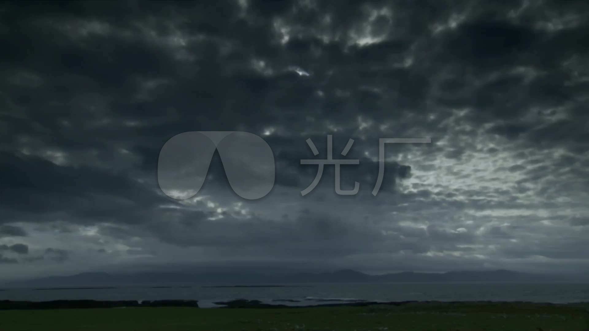 阴云密布的下雨天_1920x1080_高清视频素材下载(编号