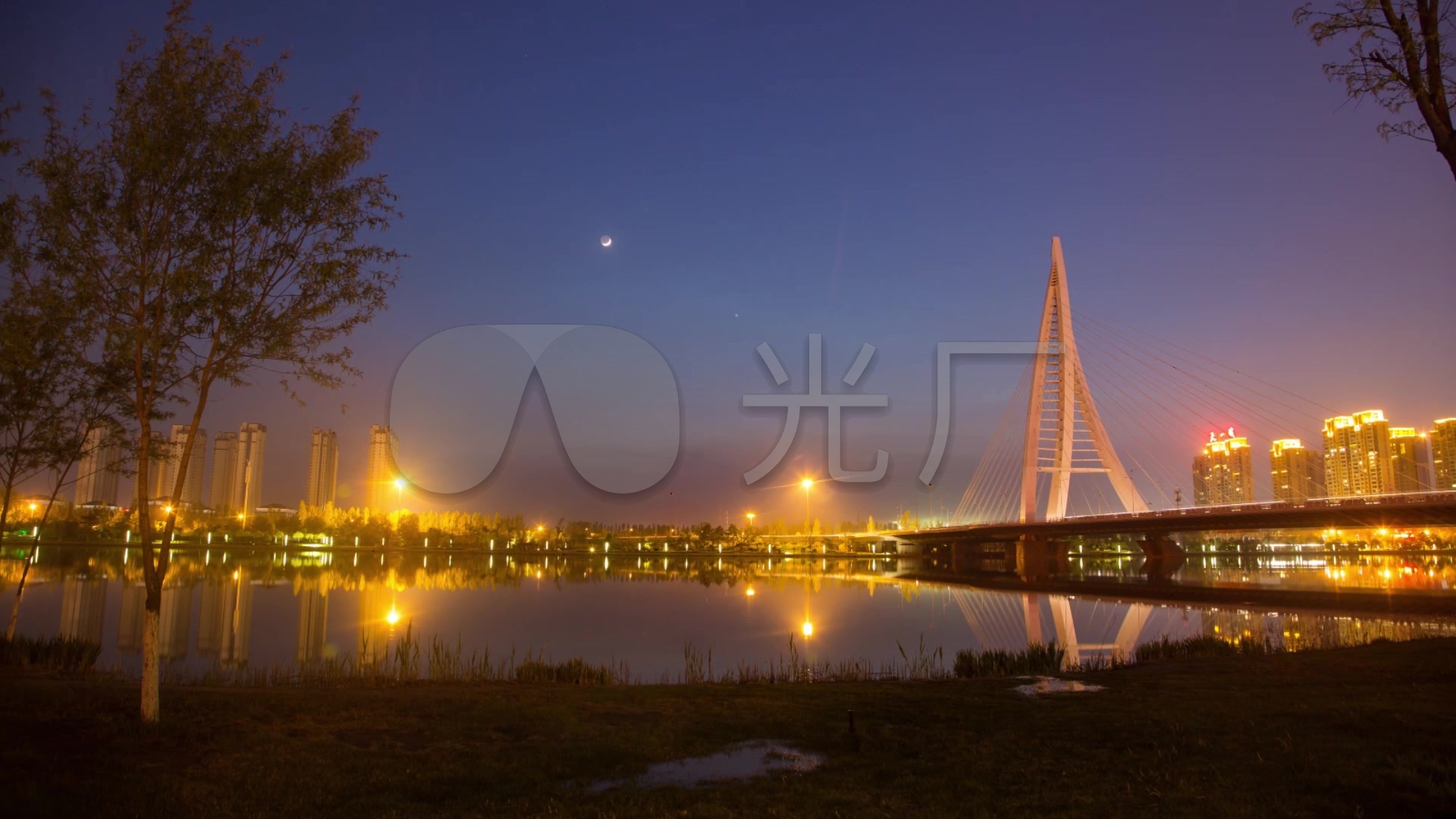 太原祥云桥夜景