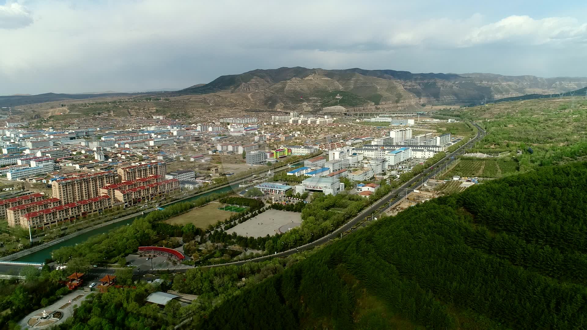 航拍山西忻州岢岚县09