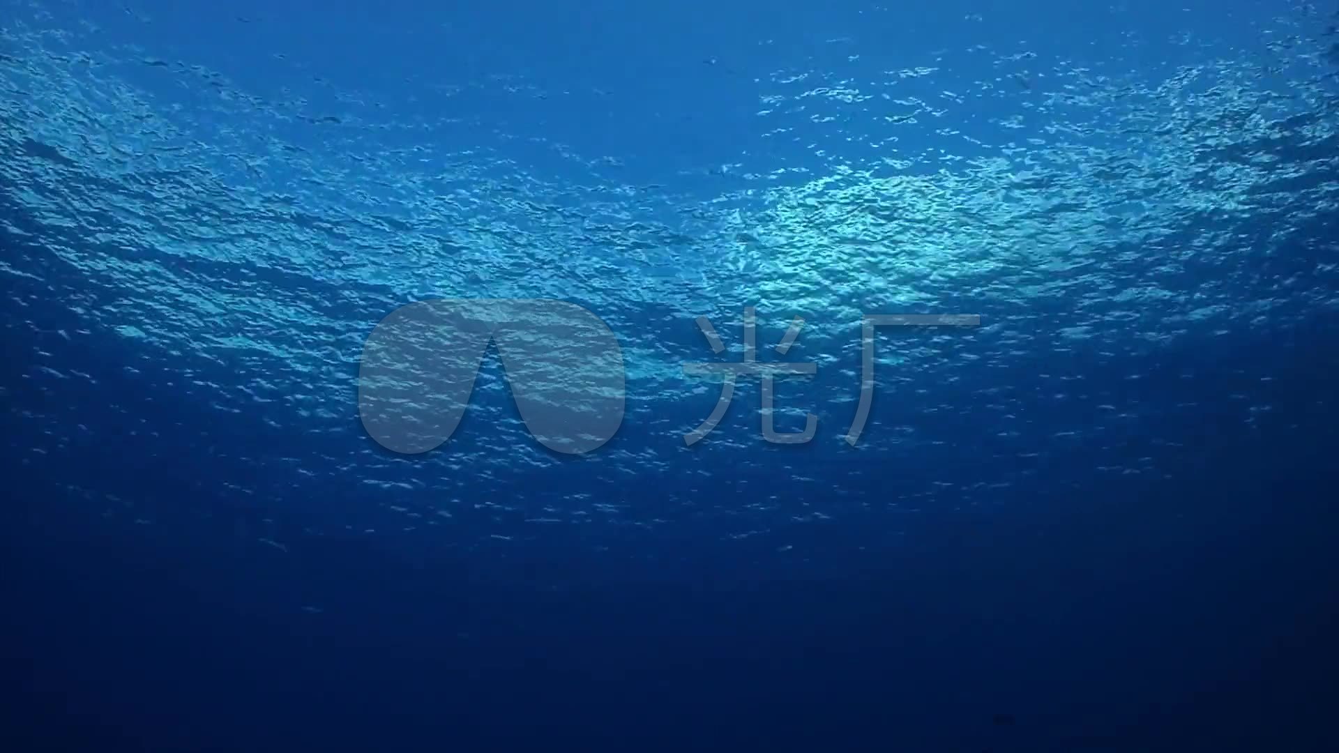 蓝色水波纹唯美海面湖面波光粼粼_1920x1080_高清视频