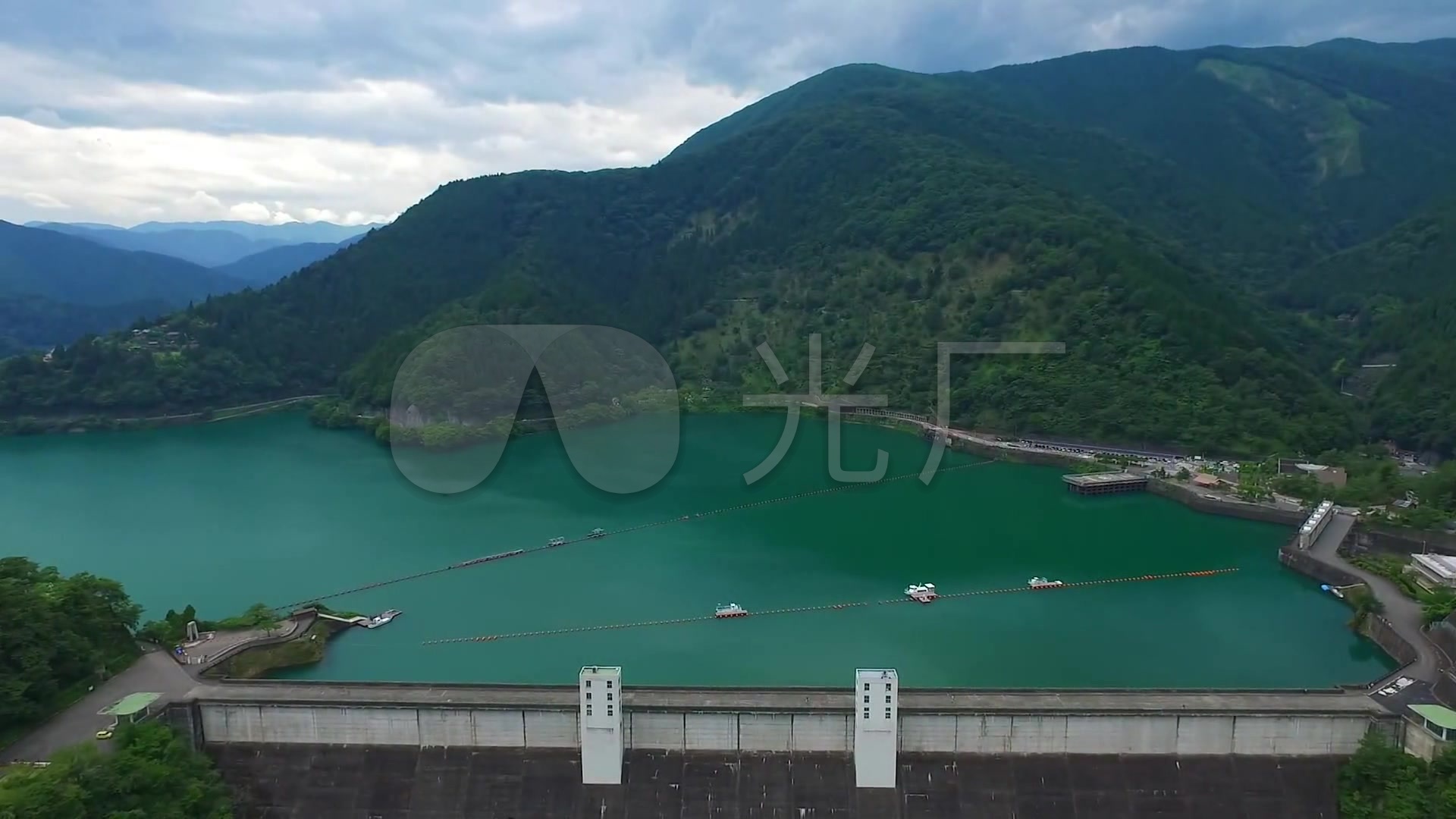 日本 东京 奥多摩湖 湖泊 湖面 水库 水坝 航拍 树林