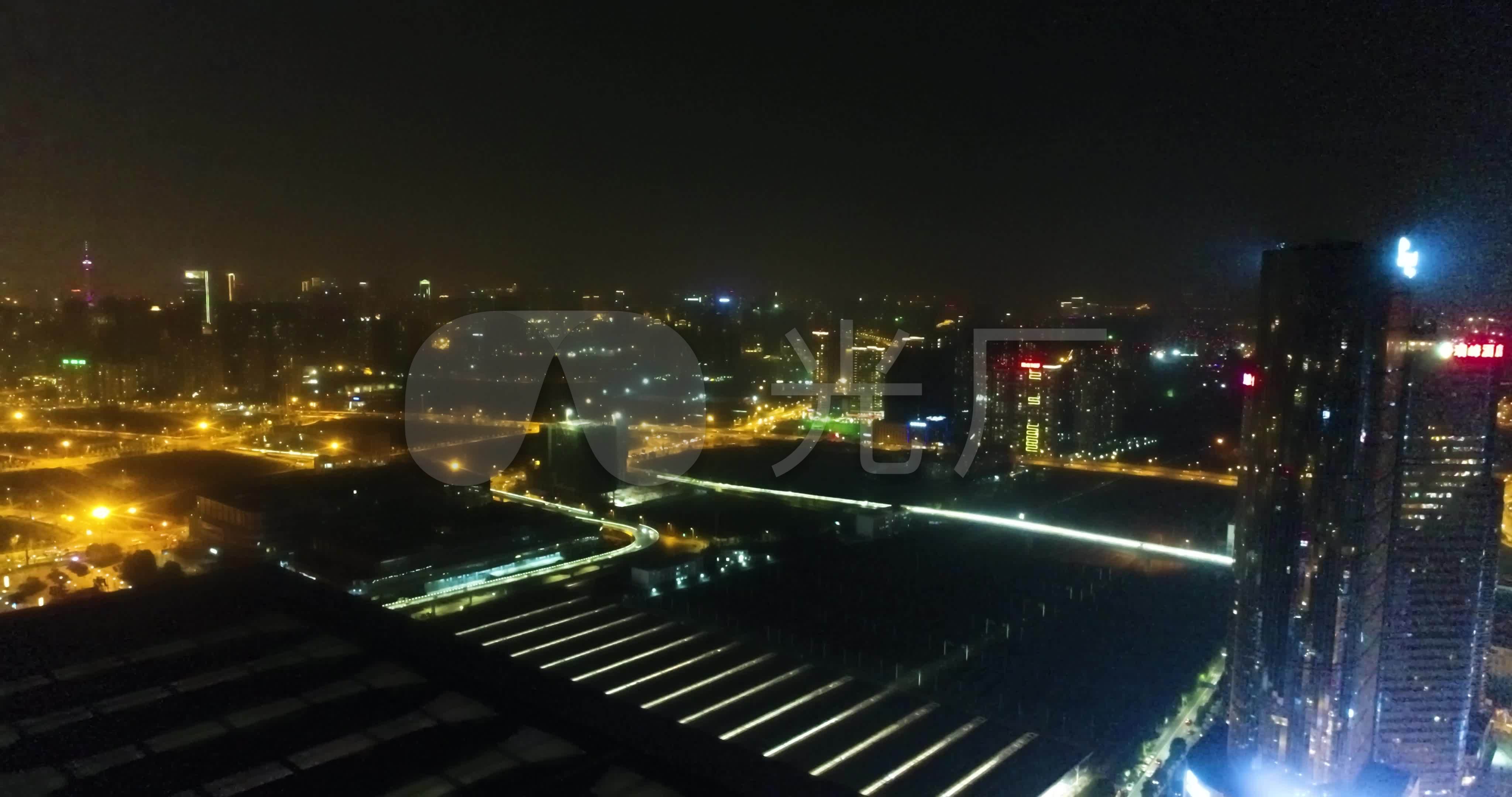4k成都火车东站夜景航拍_4096x2160_高清视频素材下载