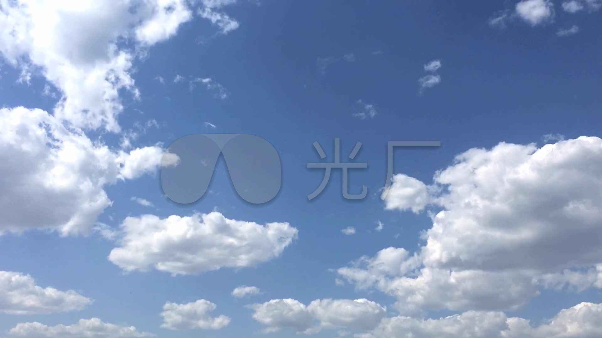 蔚蓝天空美丽白云