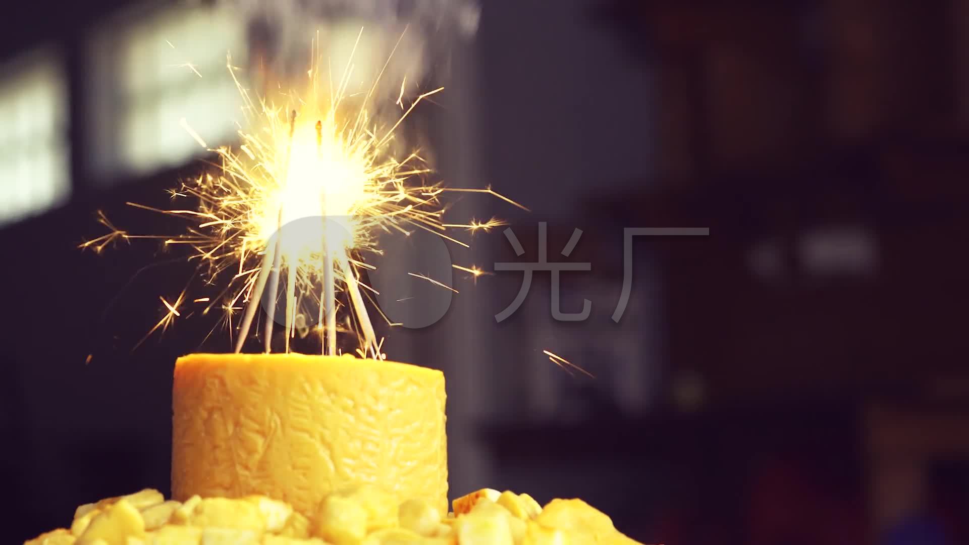 生日蜡烛_1920x1080_高清视频素材下载(编号:2647371)