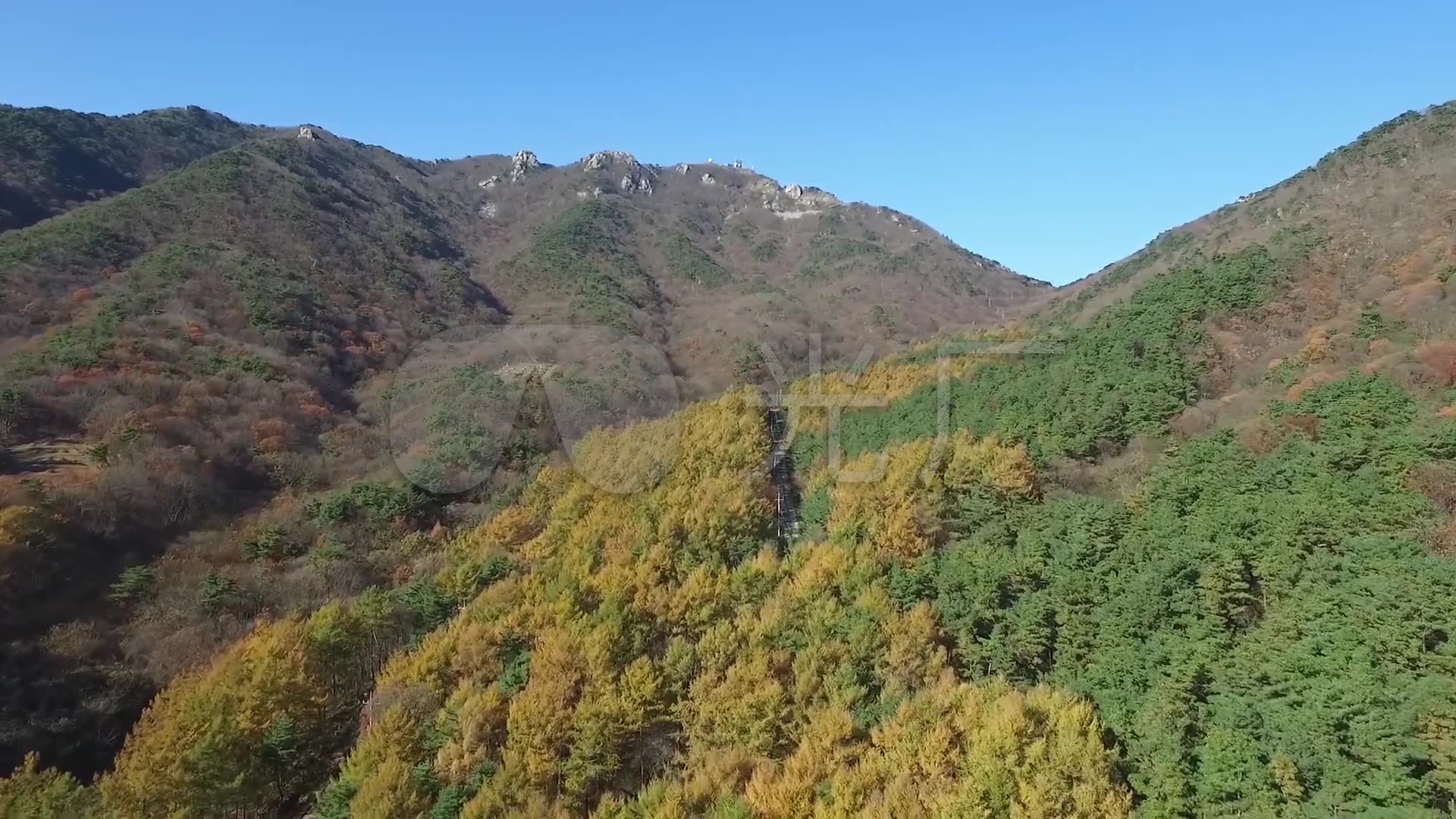 航拍公墓墓地风水宝地