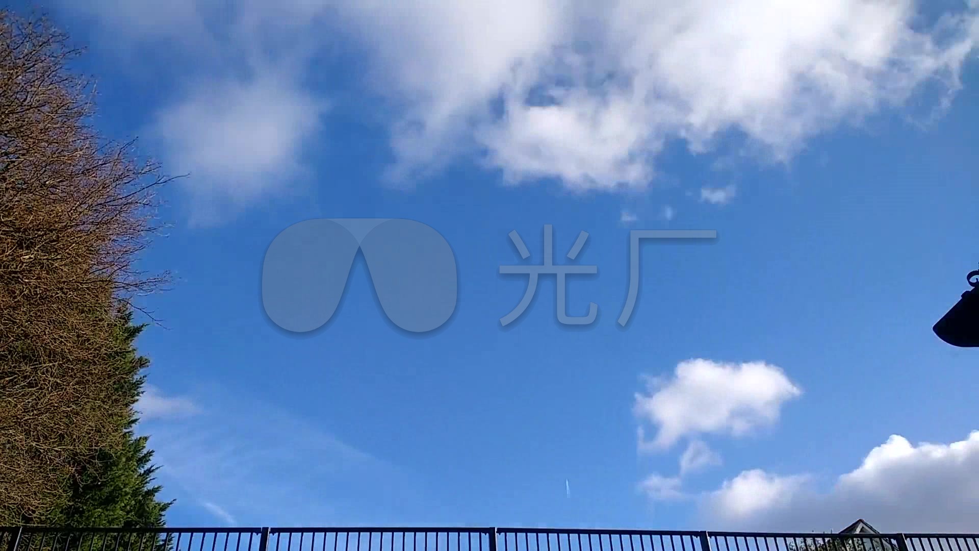 天空从多云到少云到蓝天延时摄影_1920x1080_高清视频