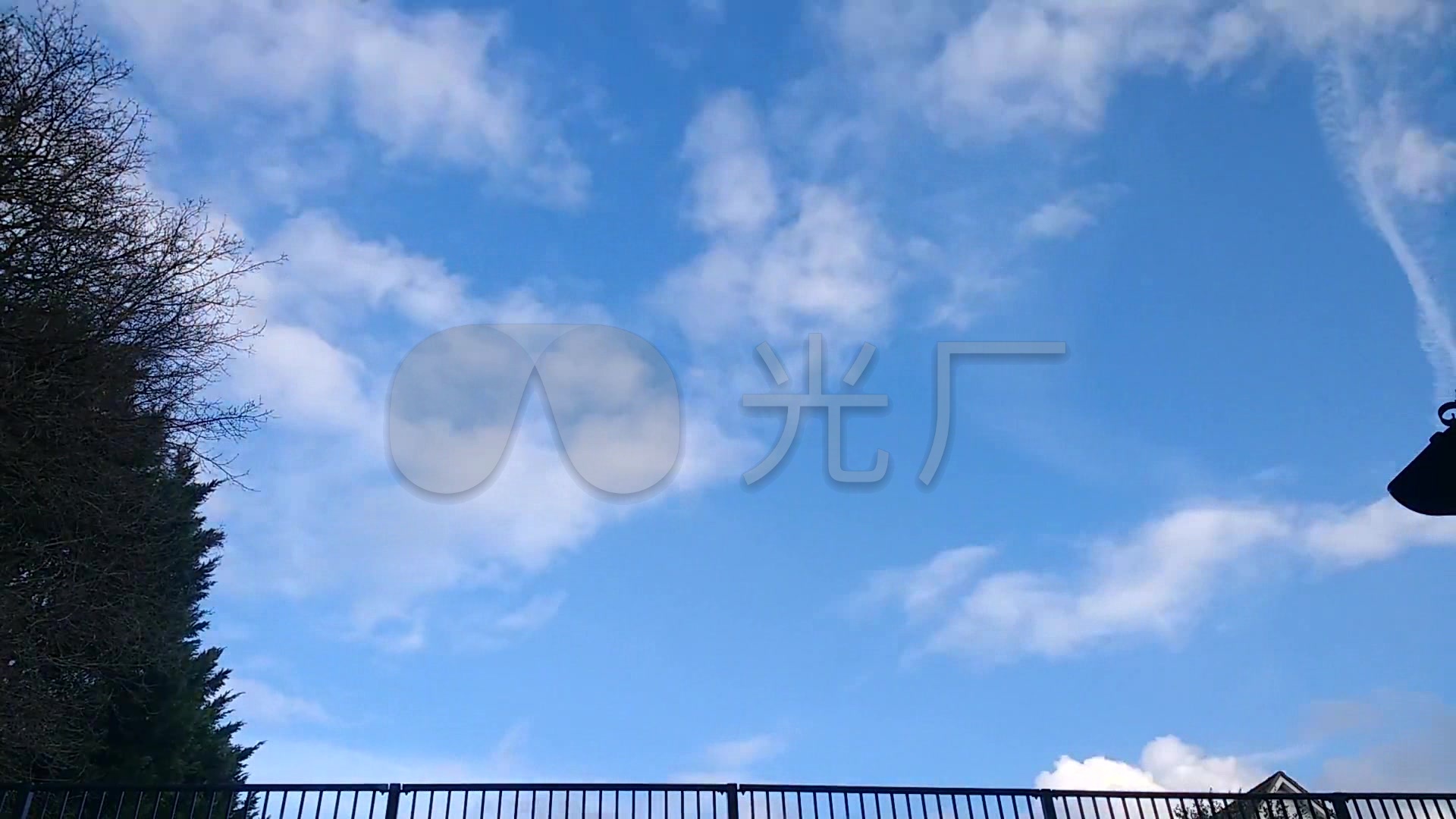 天空从多云到少云到蓝天延时摄影_1920x1080_高清视频