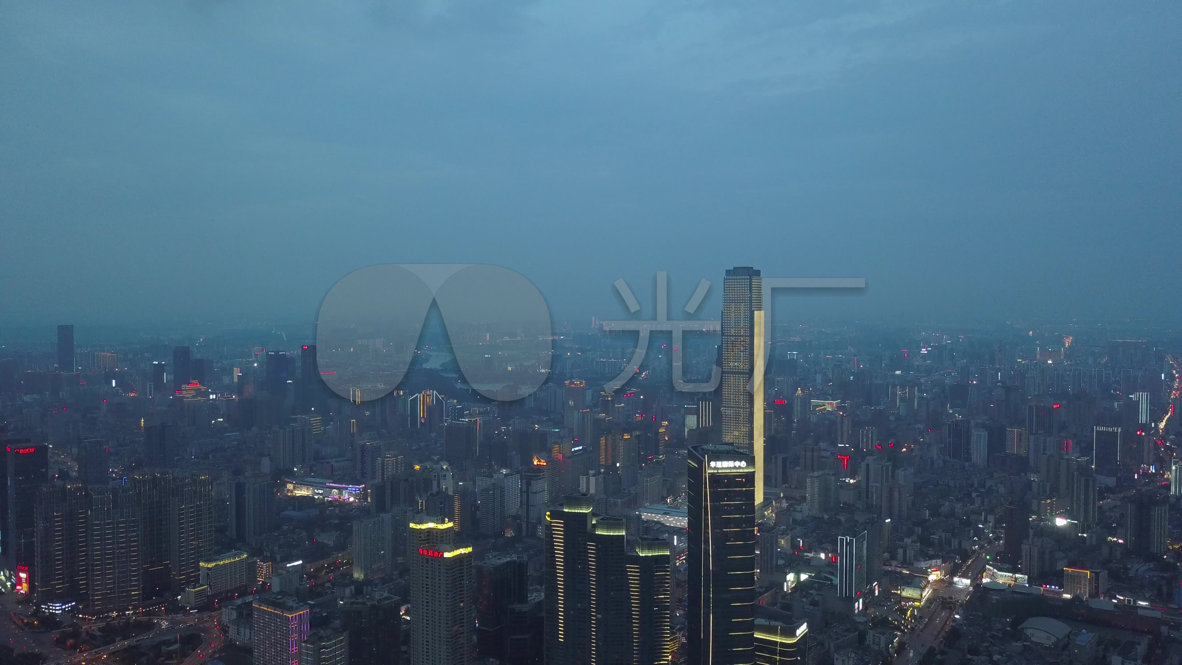 长沙第一高楼ifs国金中心_3840x2160_高清视频素材(:)