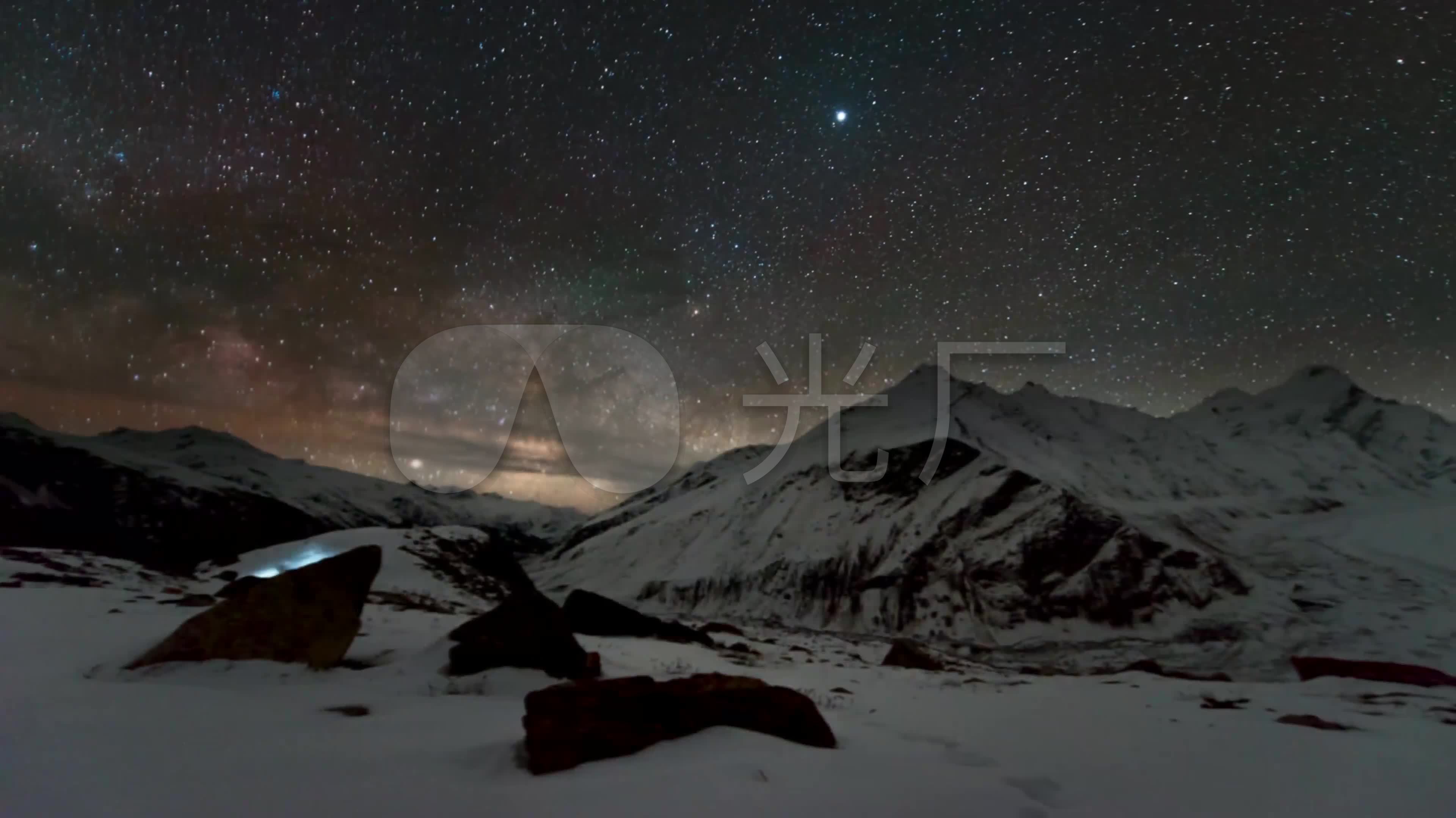 雪山上的星空延时