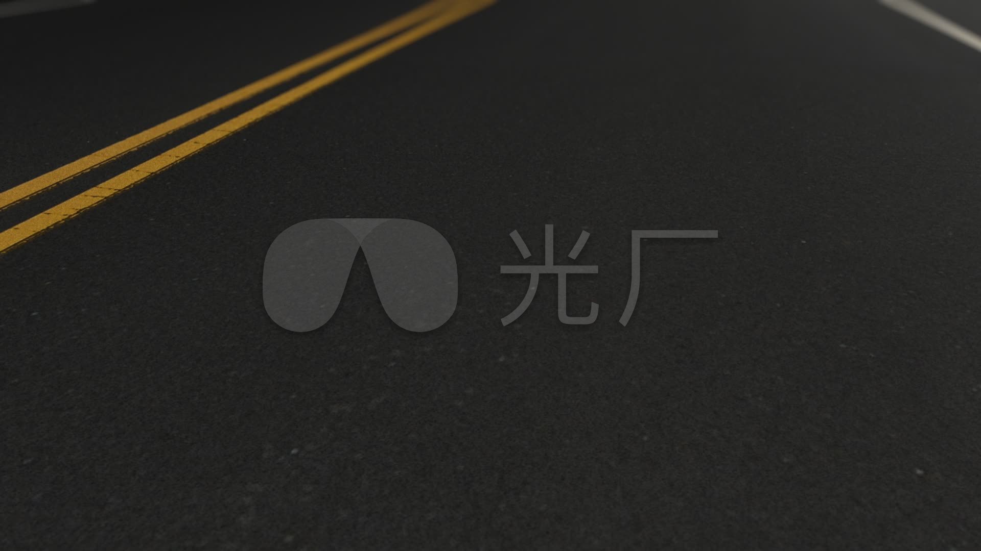 公路上双黄线马路分界线实拍视频