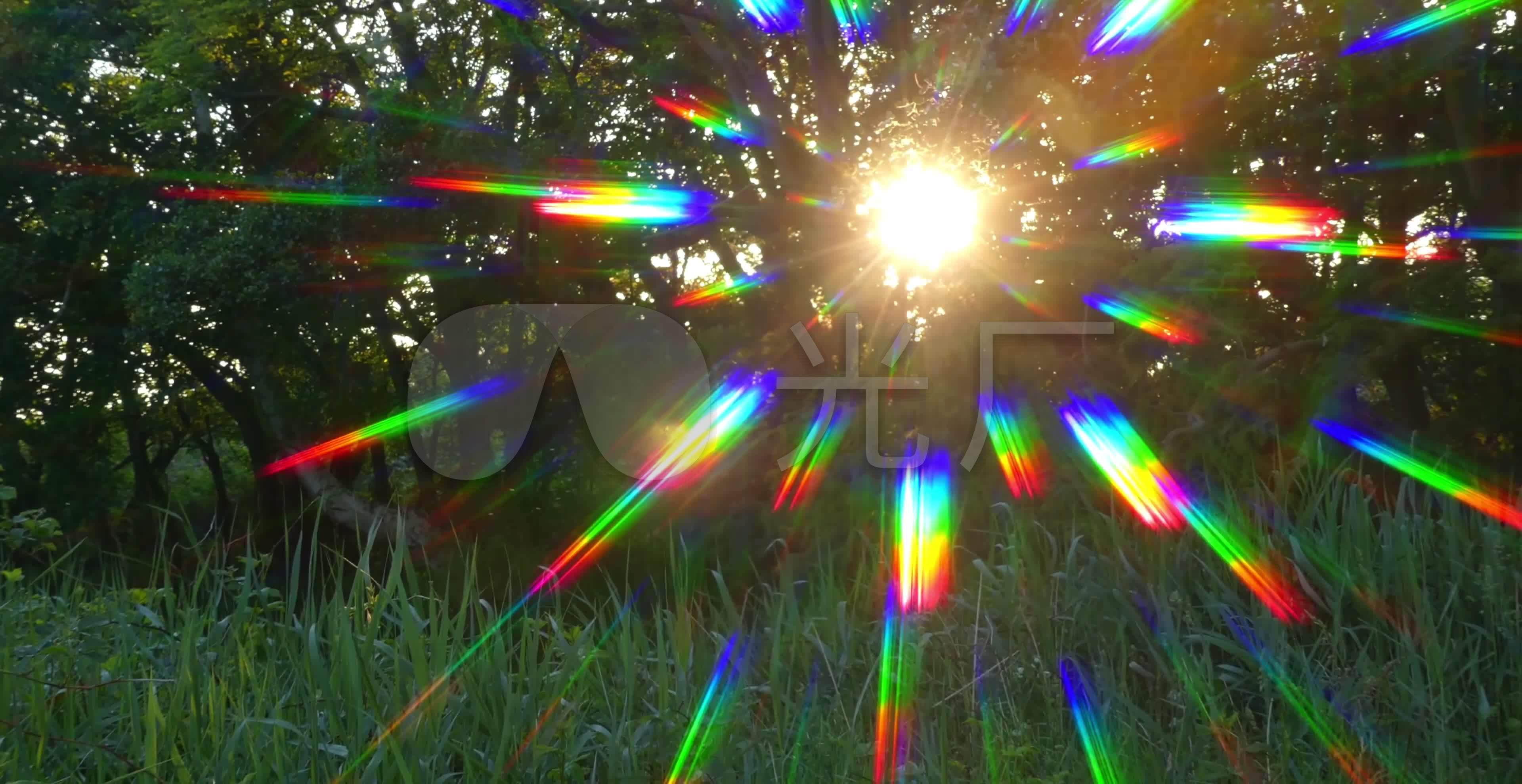 阳光下拍摄镜头彩虹光效果_3840x1980_高清视频素材