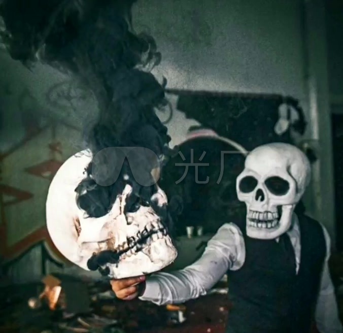 骷髅头图片头像吸烟,CP头像 一人一半 双人 炫酷骷髅头烟雾青春时尚动态背景动态屏幕